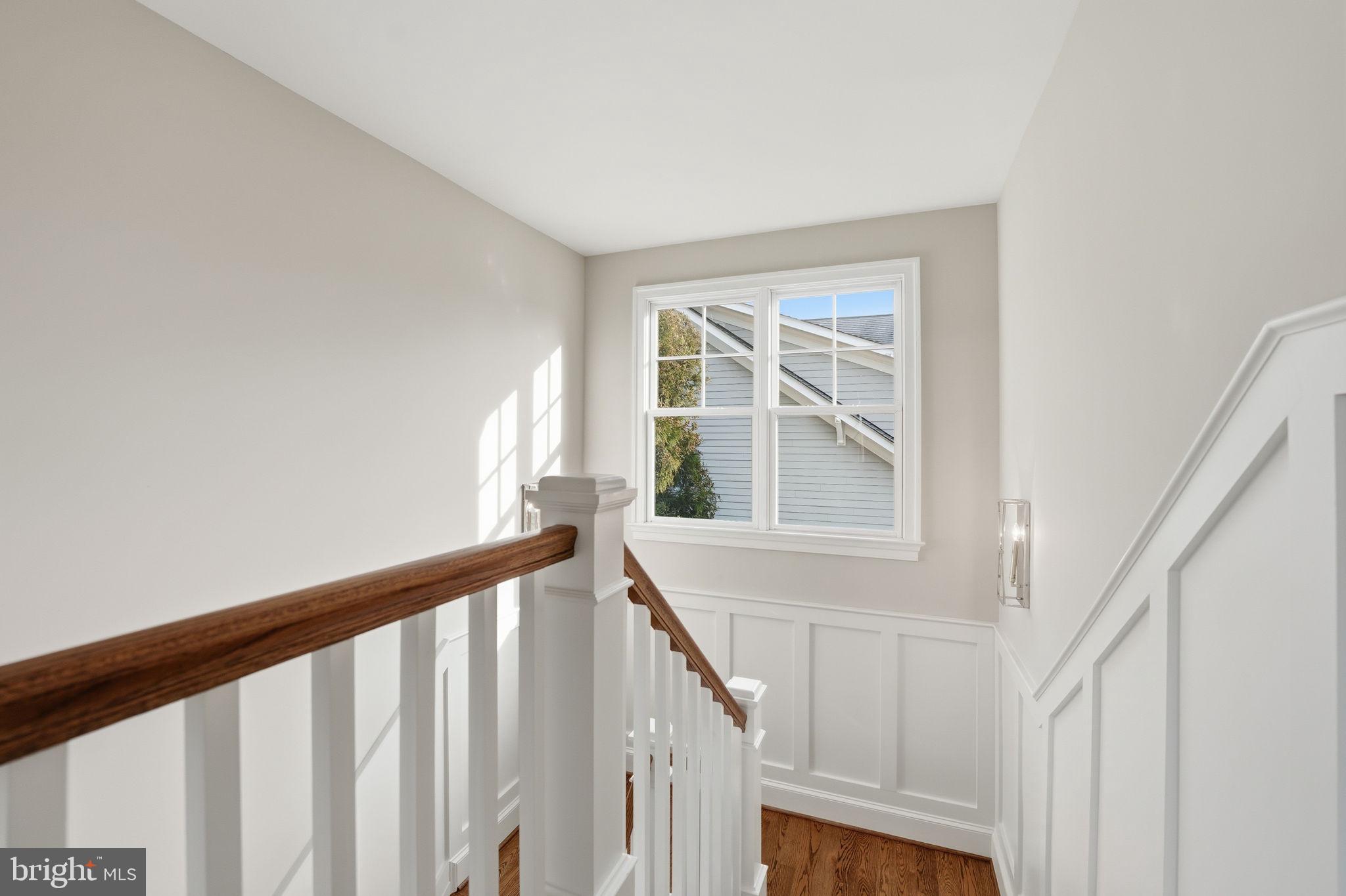 LYON VILLAGE - Residential