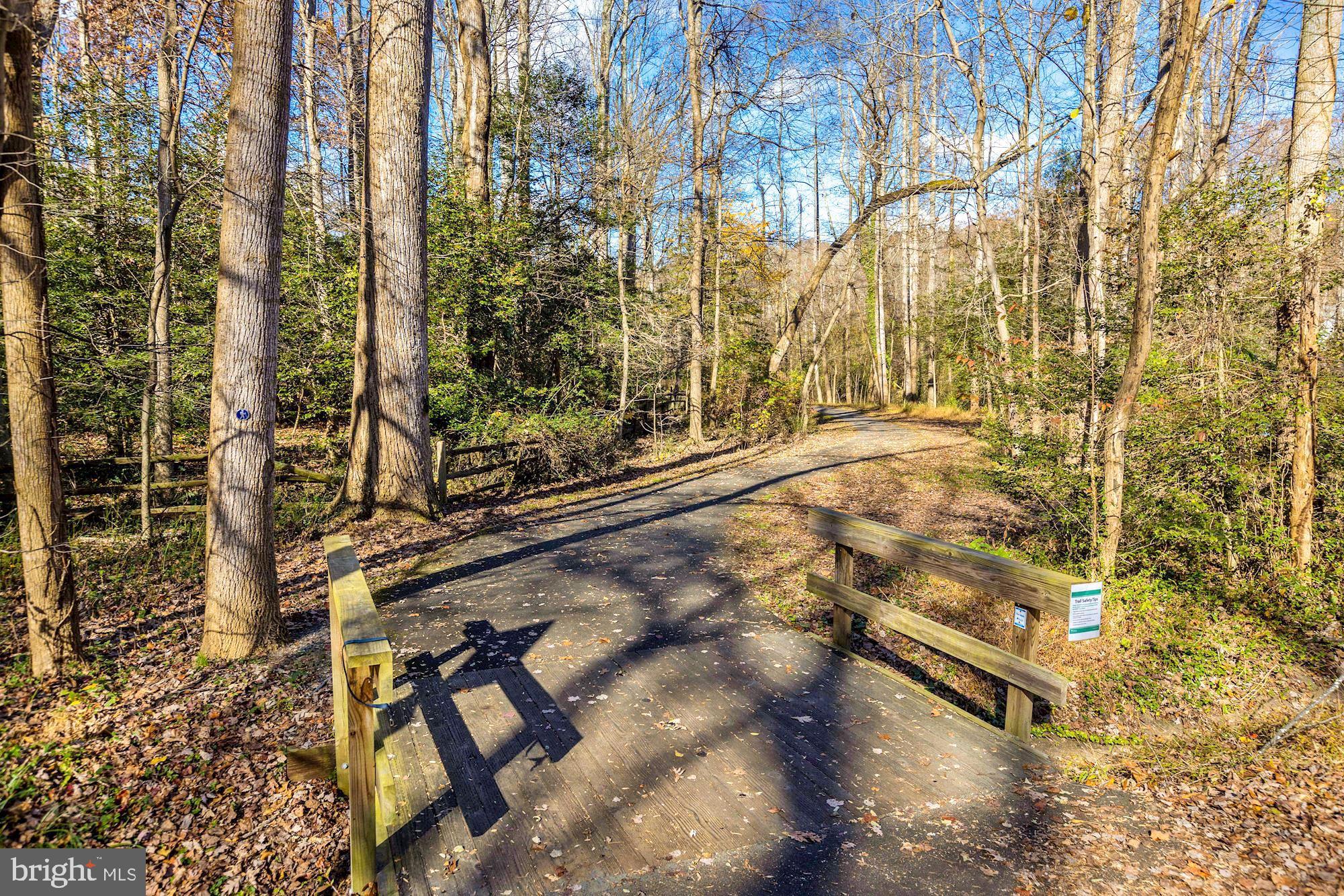 RESTON - Residential