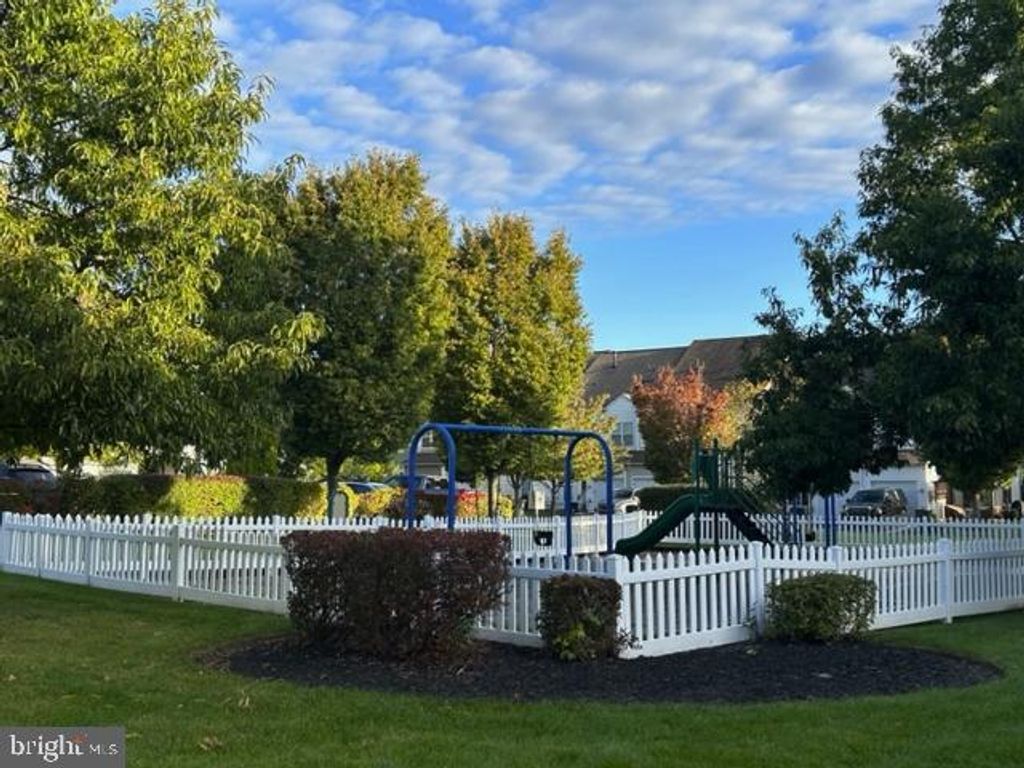 Photo of 83 Williams Drive, FOUNTAINVILLE, PA 18923 (MLS # PABU2113334)