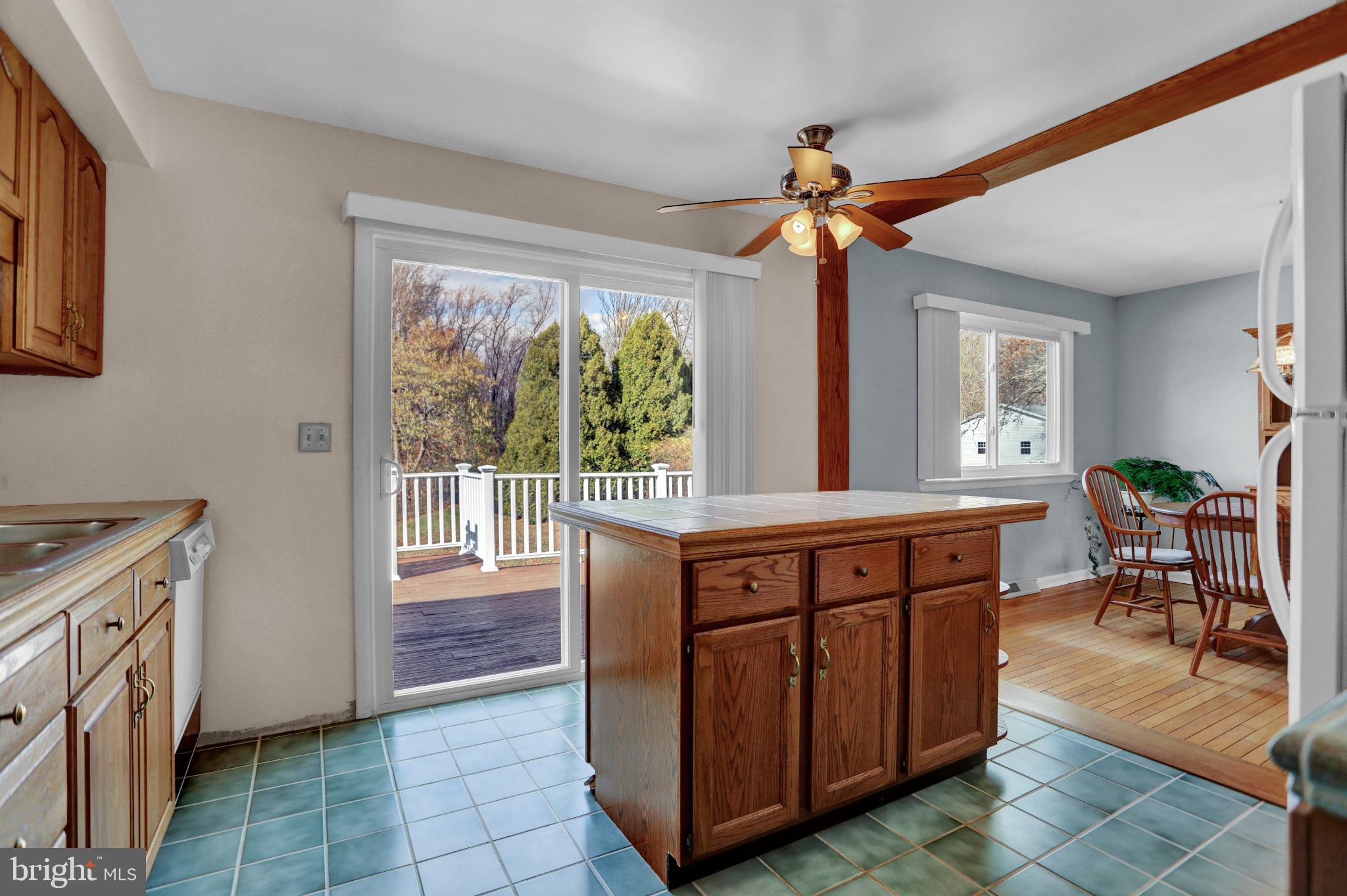 PRIESTFORD HILLS - Residential