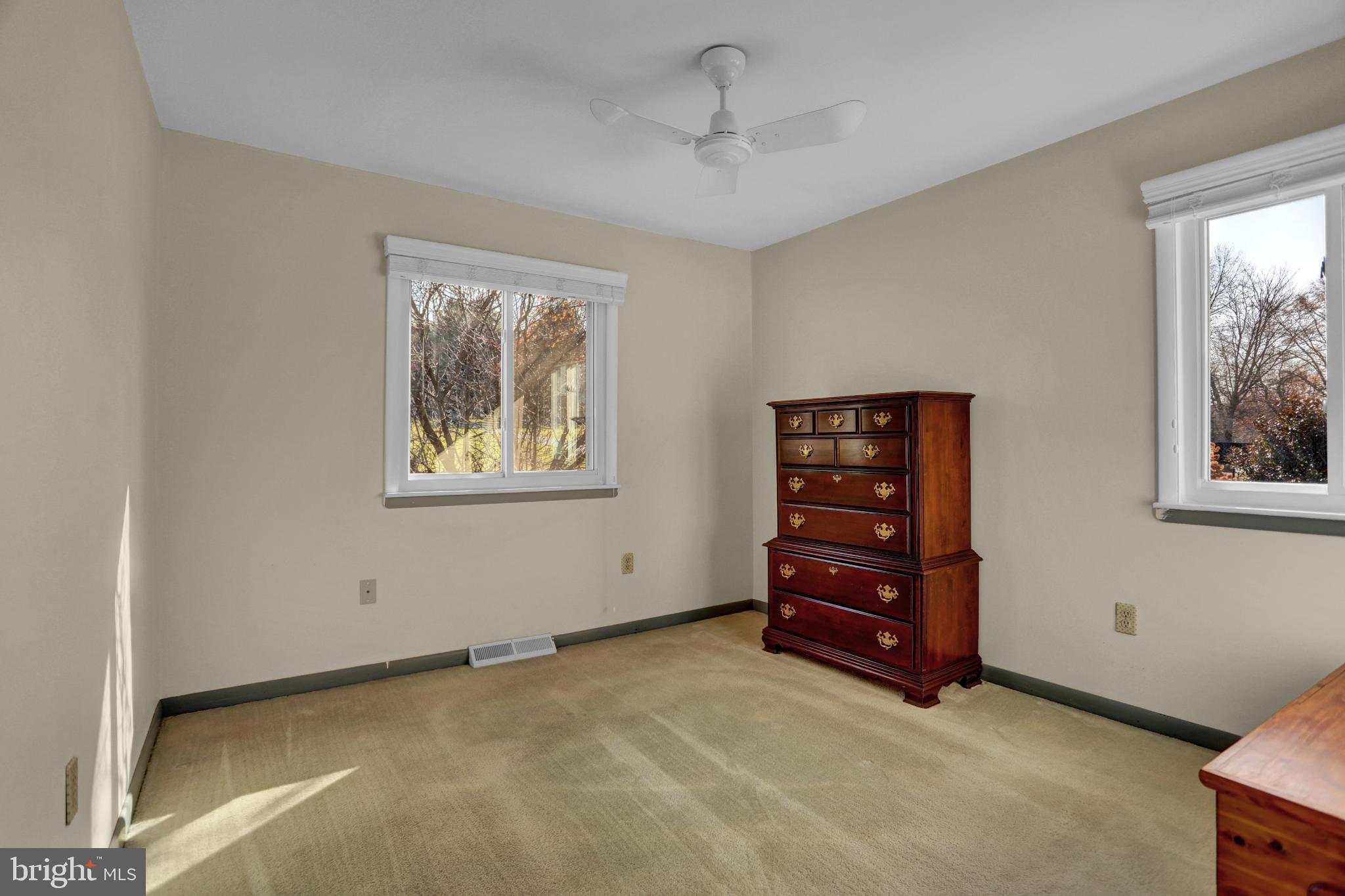 PRIESTFORD HILLS - Residential