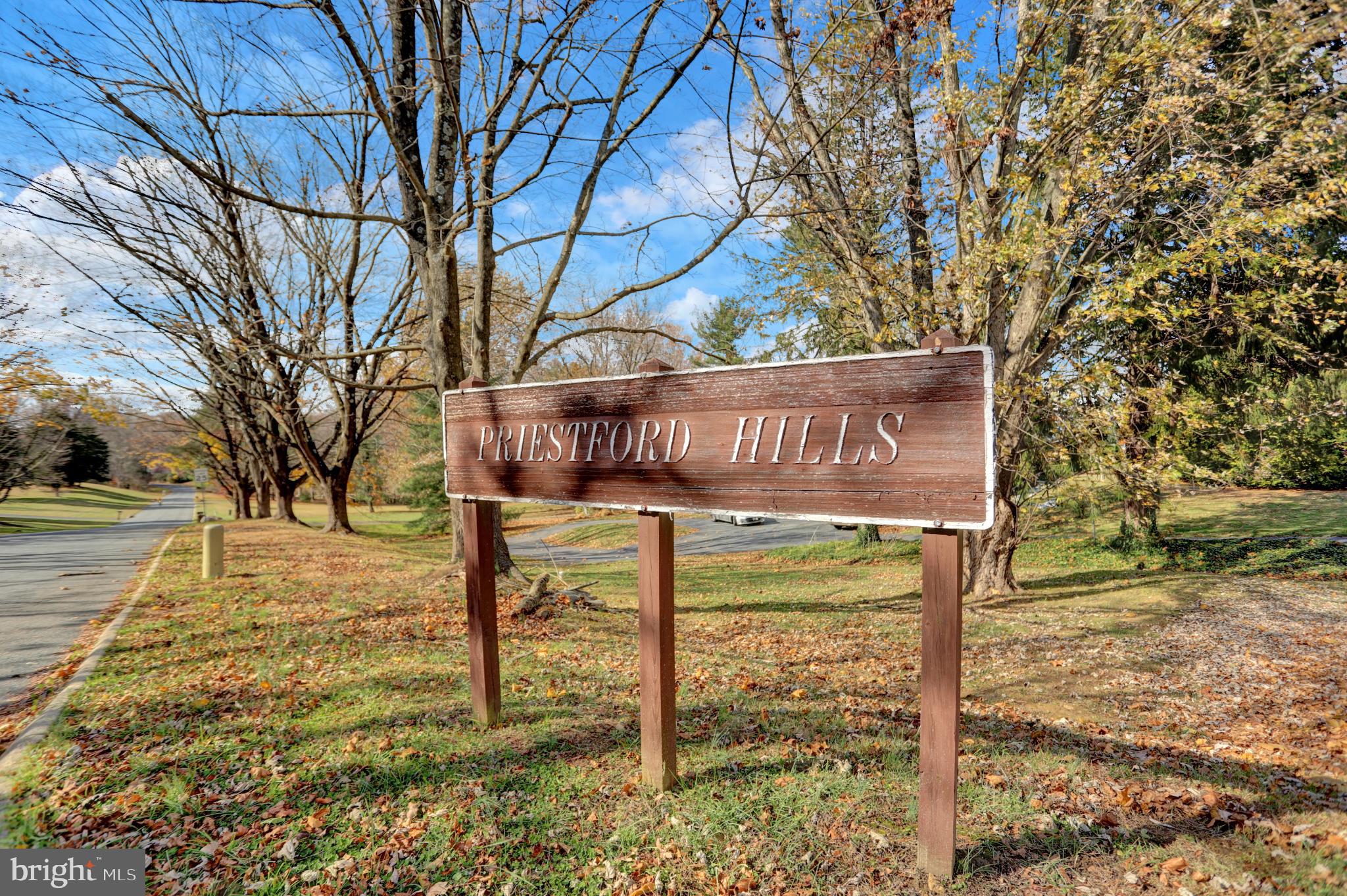 PRIESTFORD HILLS - Residential