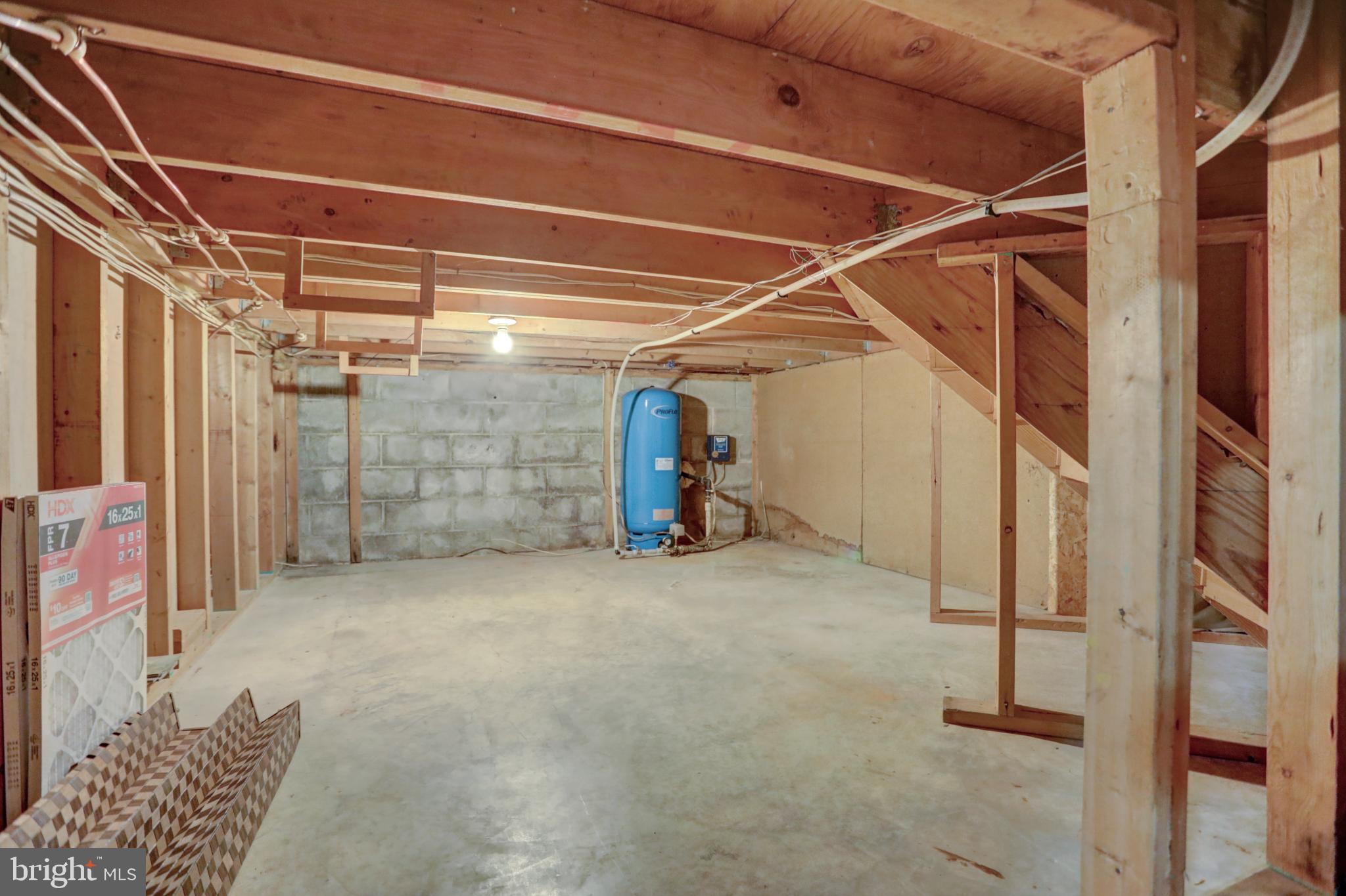 PRIESTFORD HILLS - Residential