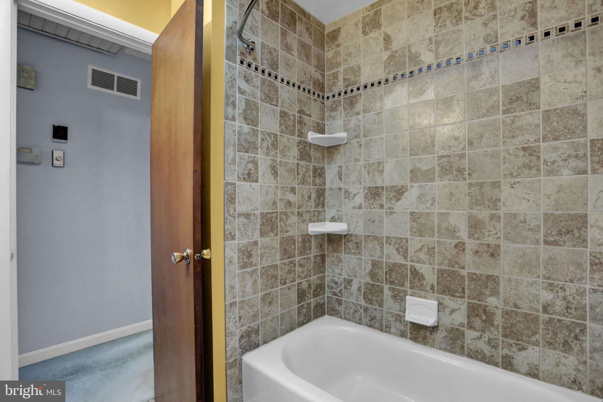 PRIESTFORD HILLS - Residential