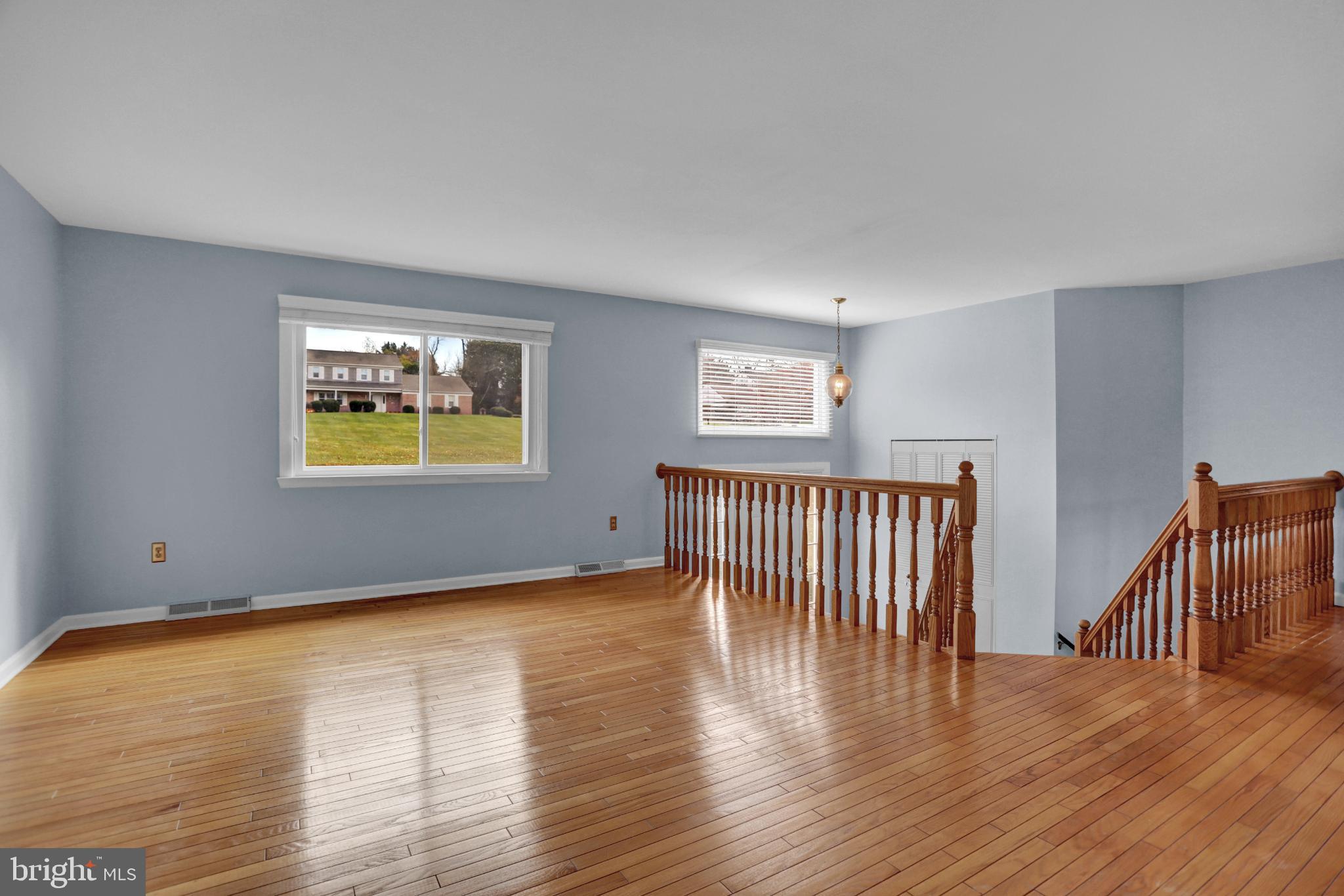 PRIESTFORD HILLS - Residential