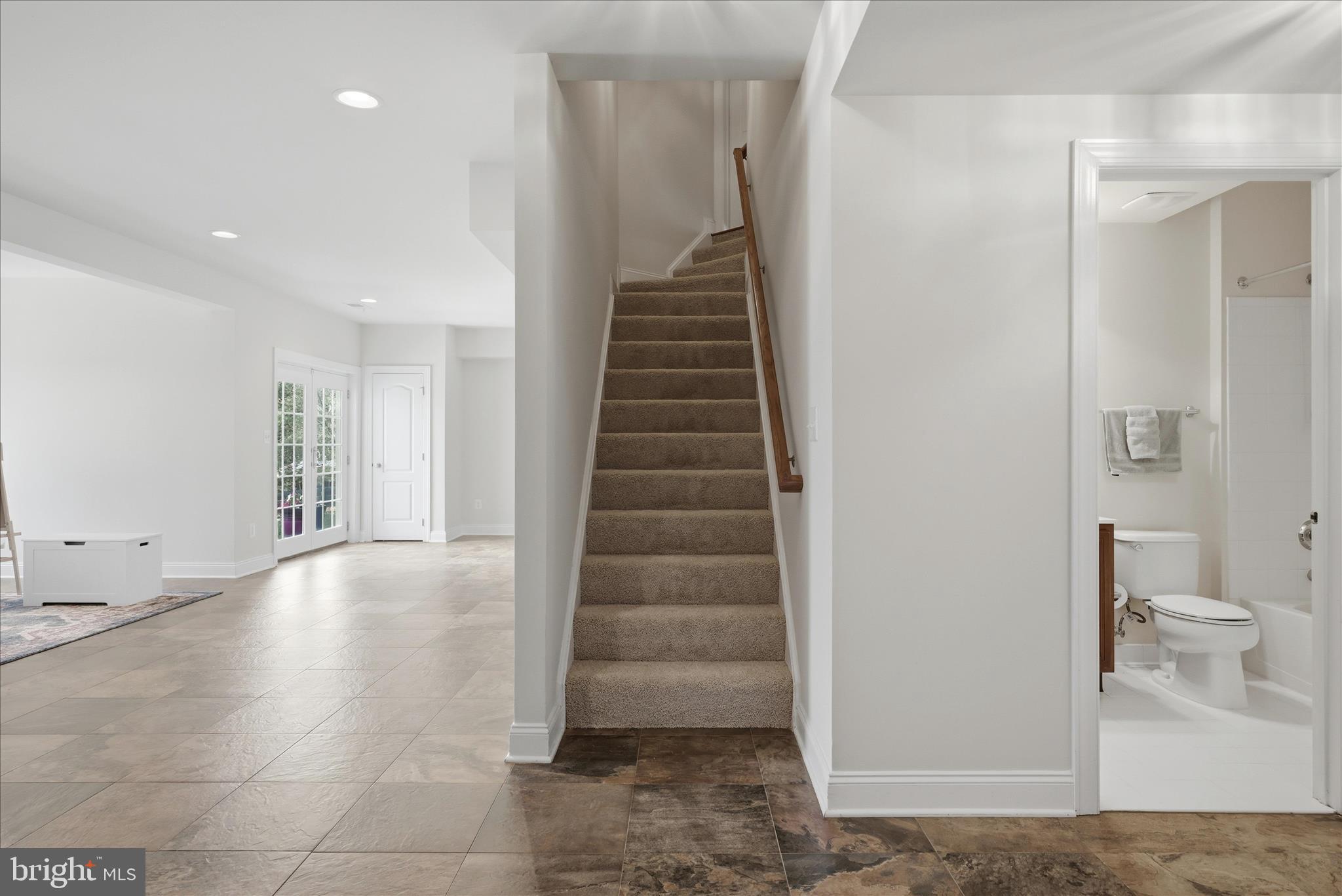 WATERFORD - Residential