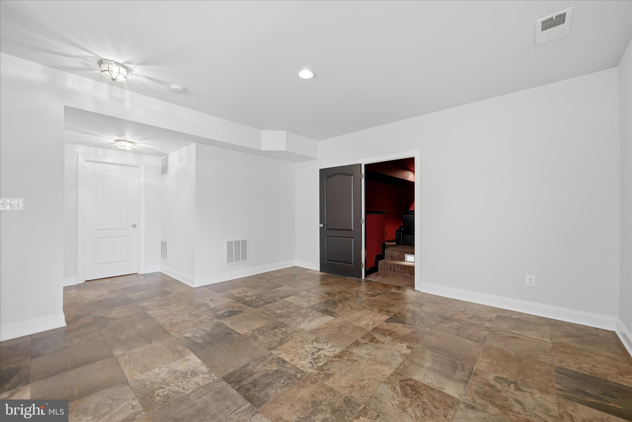 WATERFORD - Residential