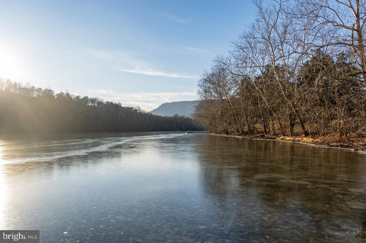 EGYPT BEND ESTATES - Land
