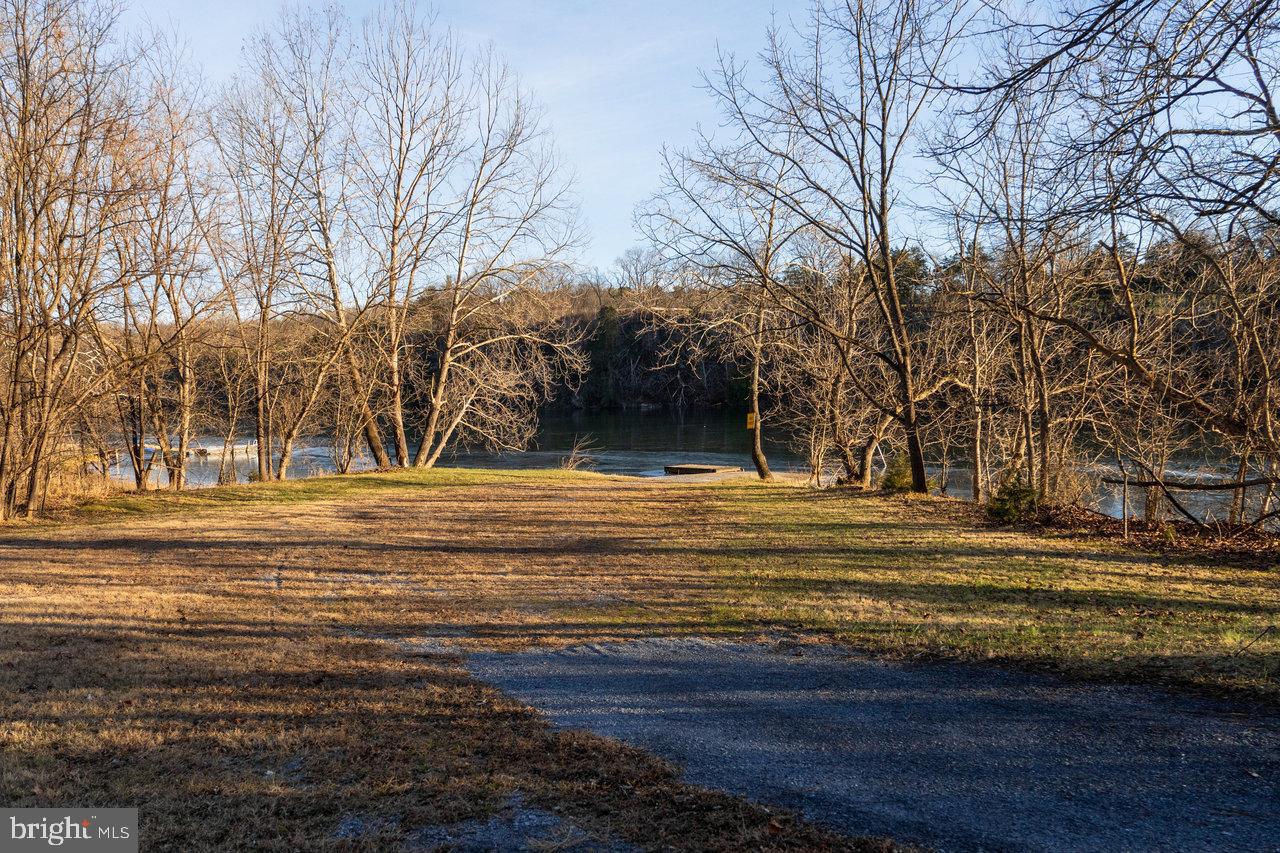 EGYPT BEND ESTATES - Land