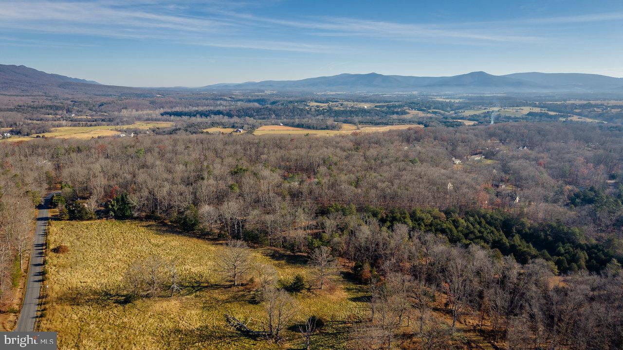 EGYPT BEND ESTATES - Land