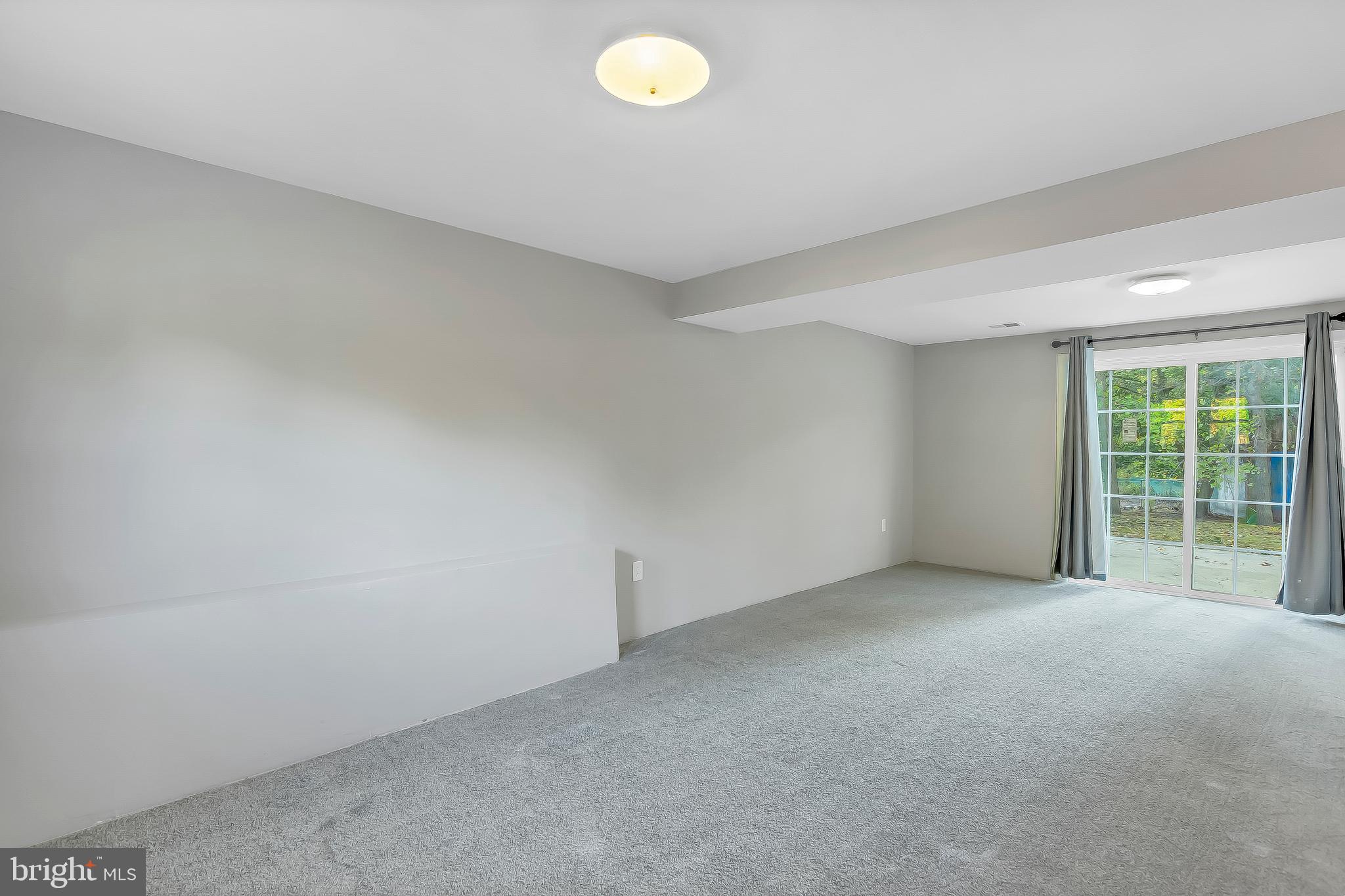 ST CHARLES - CARRINGTON - Residential