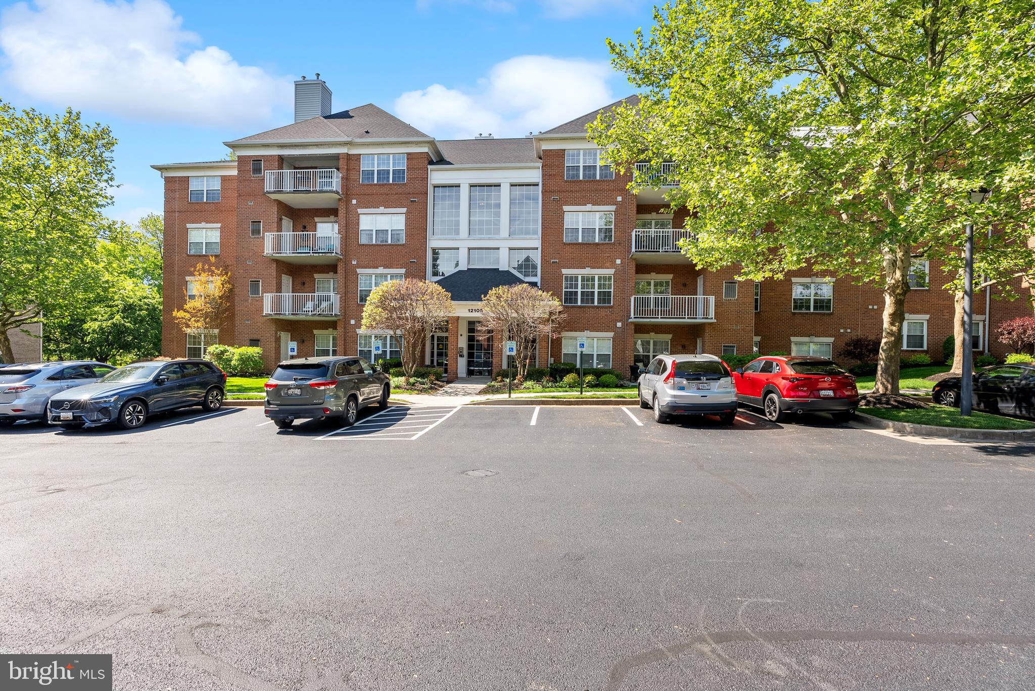 12105 TULLAMORE CT 204