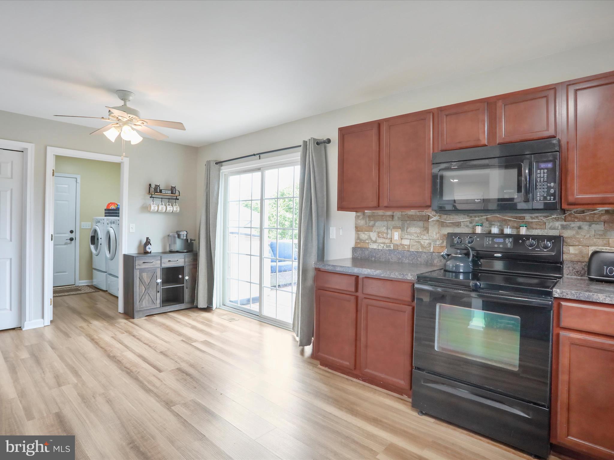 RED HILL - Residential