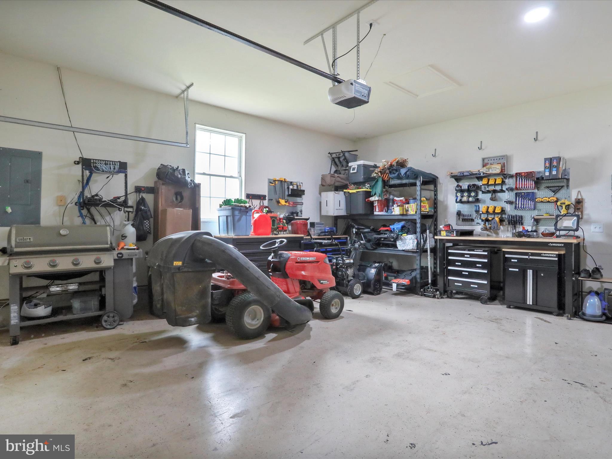 RED HILL - Residential