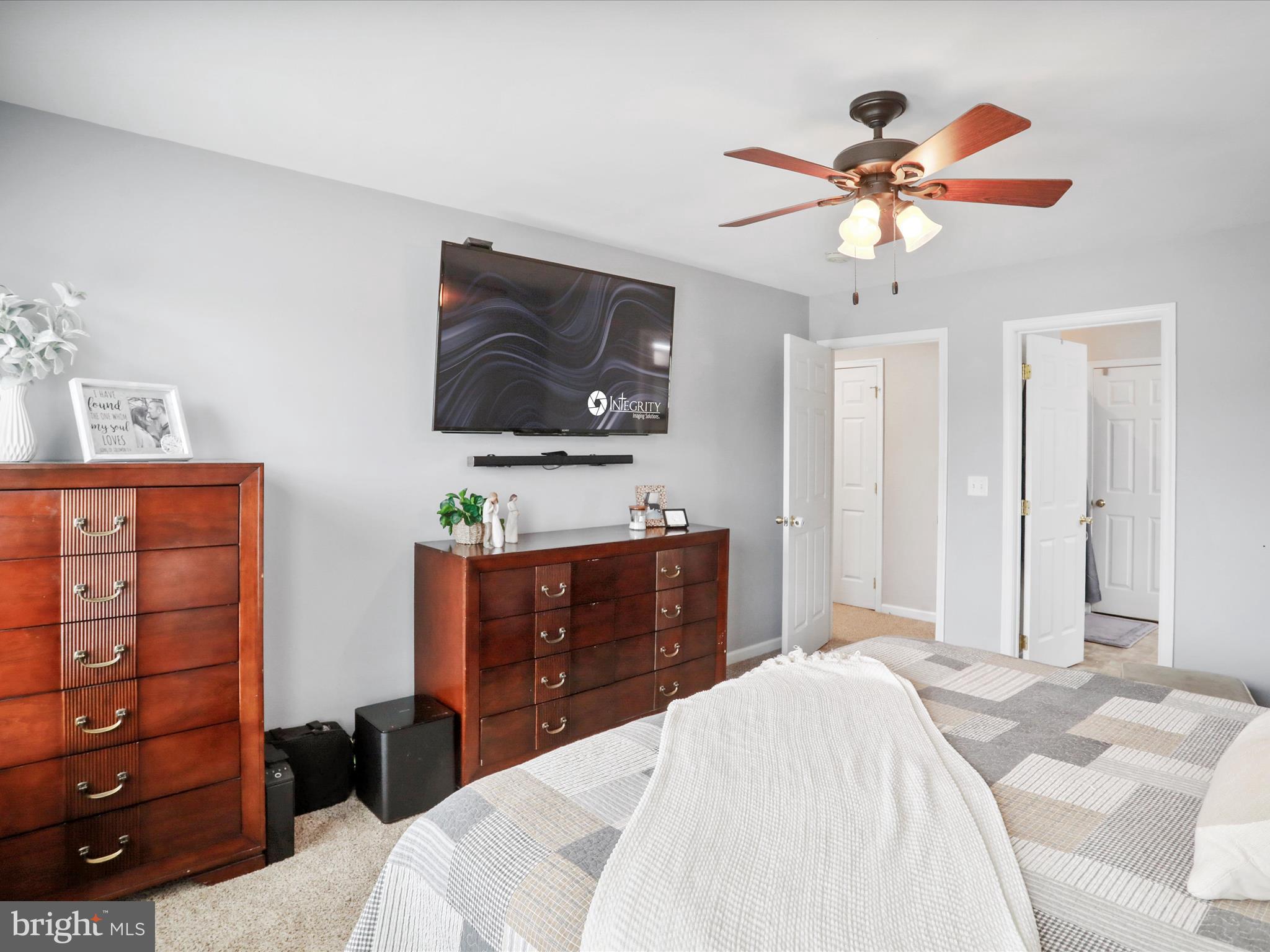 RED HILL - Residential