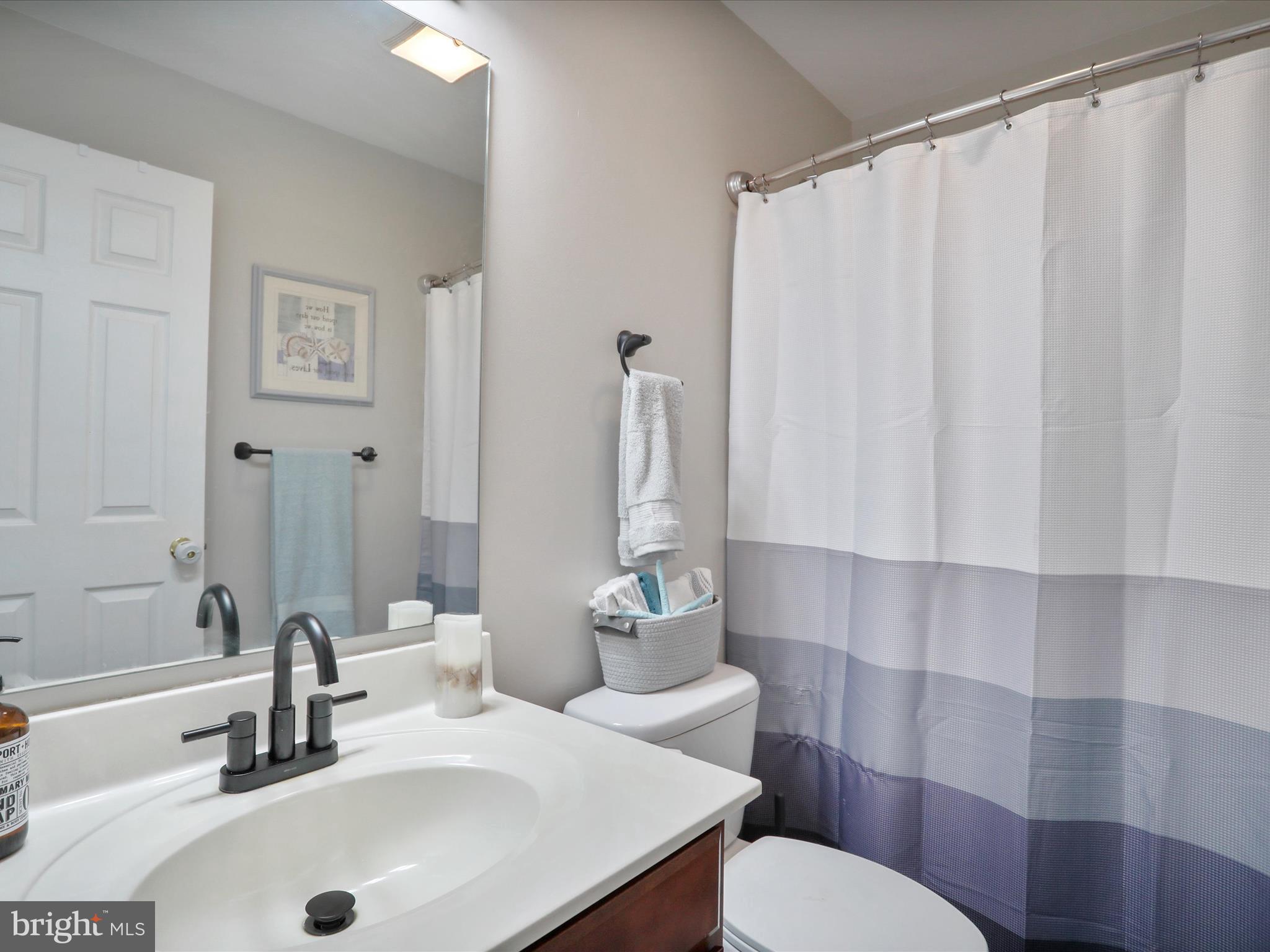 RED HILL - Residential