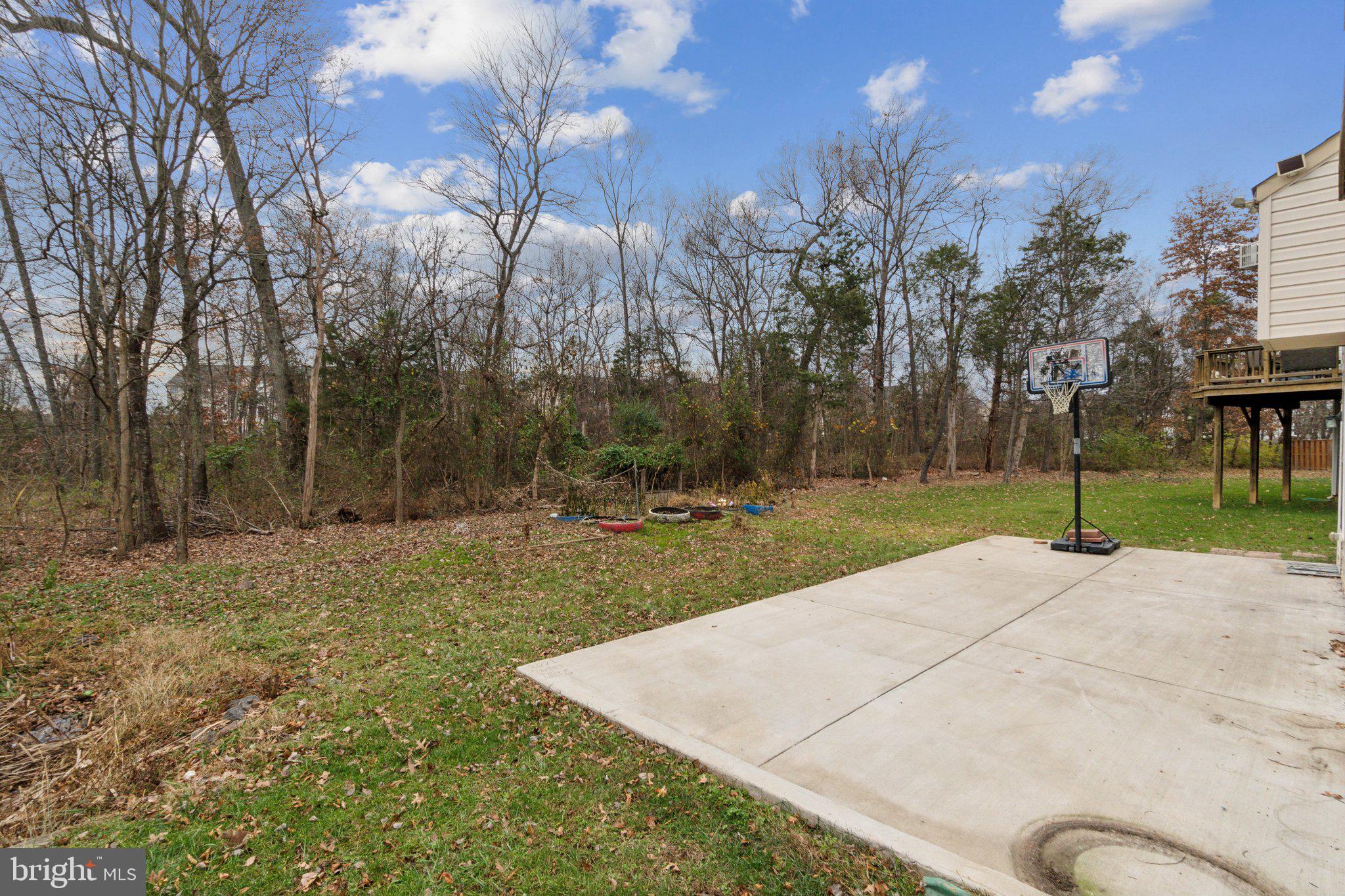 UNIVERSITY VILLAGE - Residential