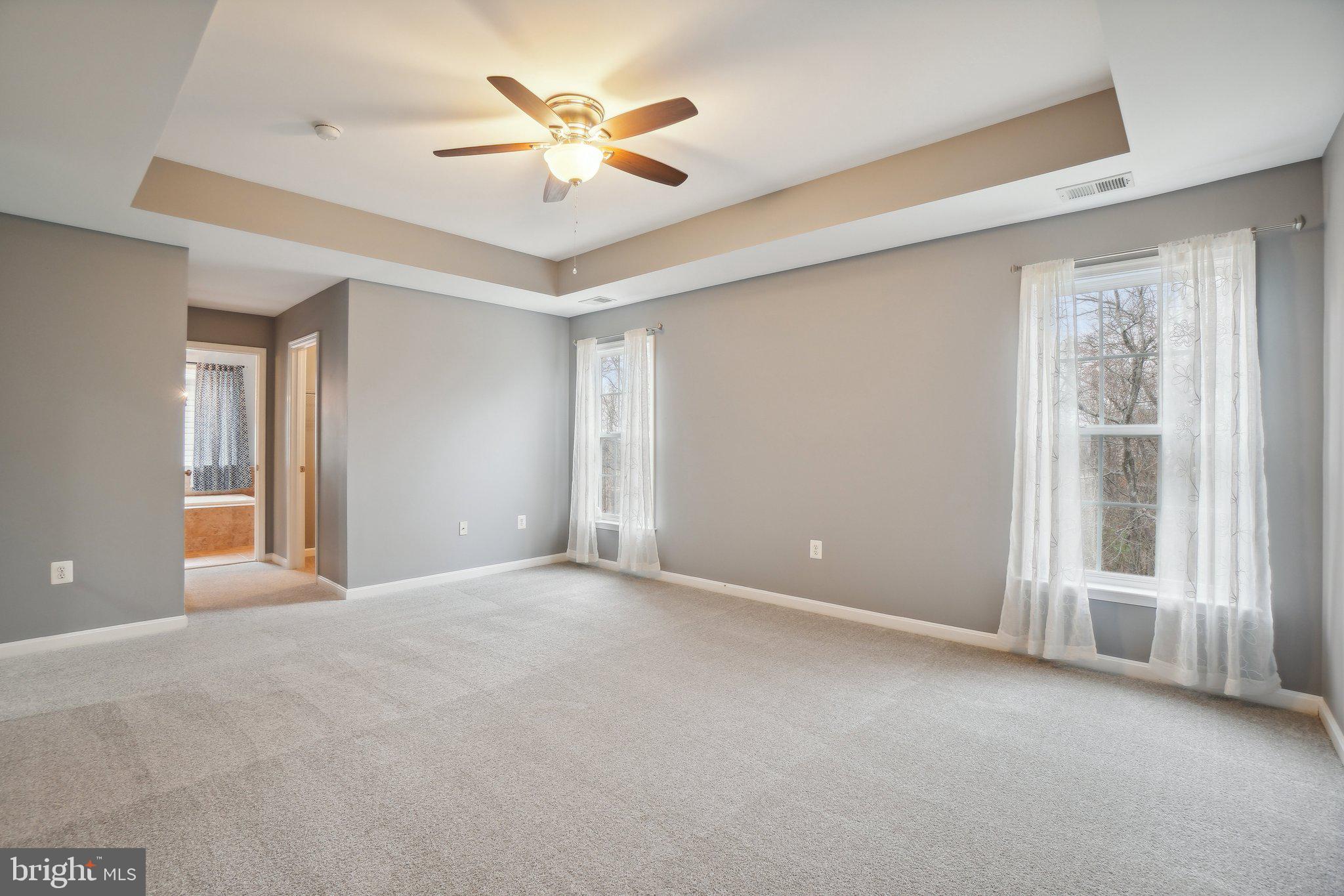 UNIVERSITY VILLAGE - Residential