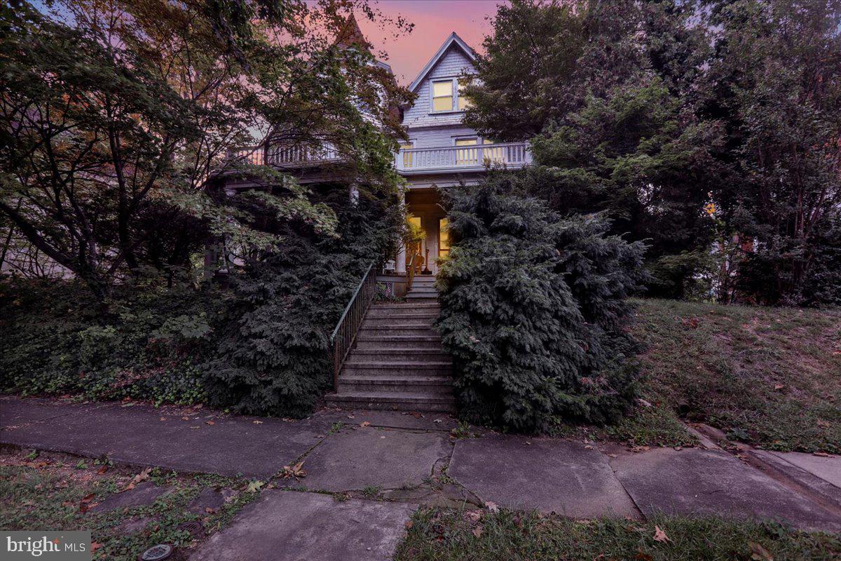 114 WYOMISSING BOULEVARD