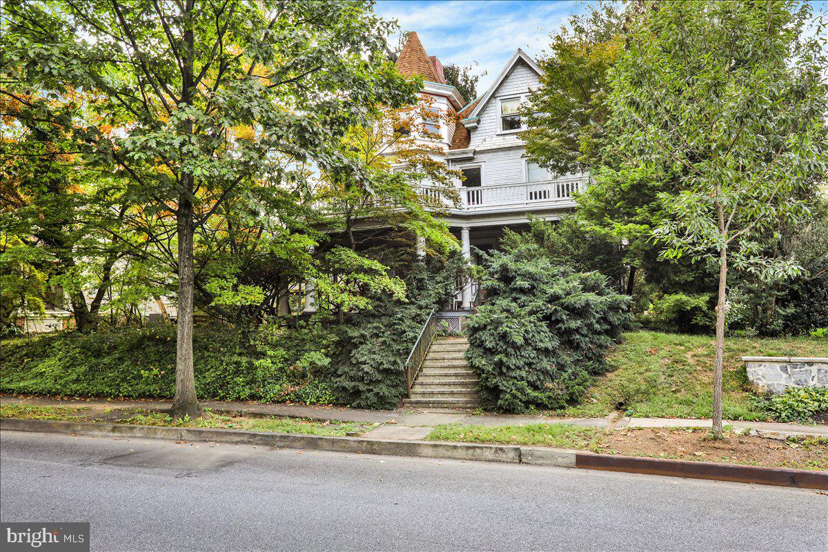 114 WYOMISSING BOULEVARD