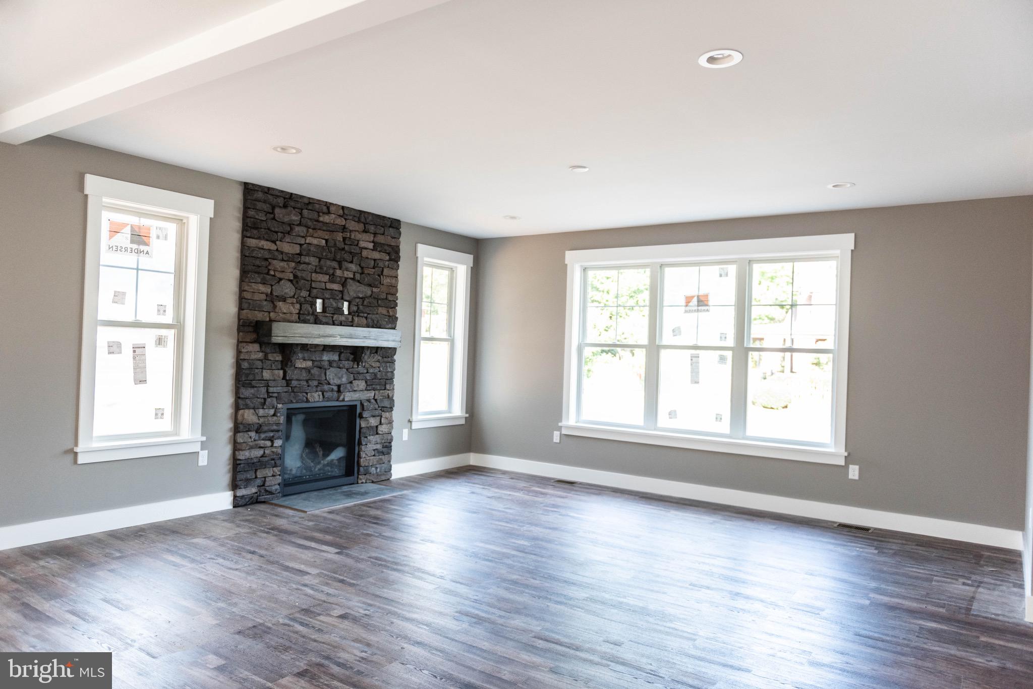 HERSHEY VILLAGE - Residential