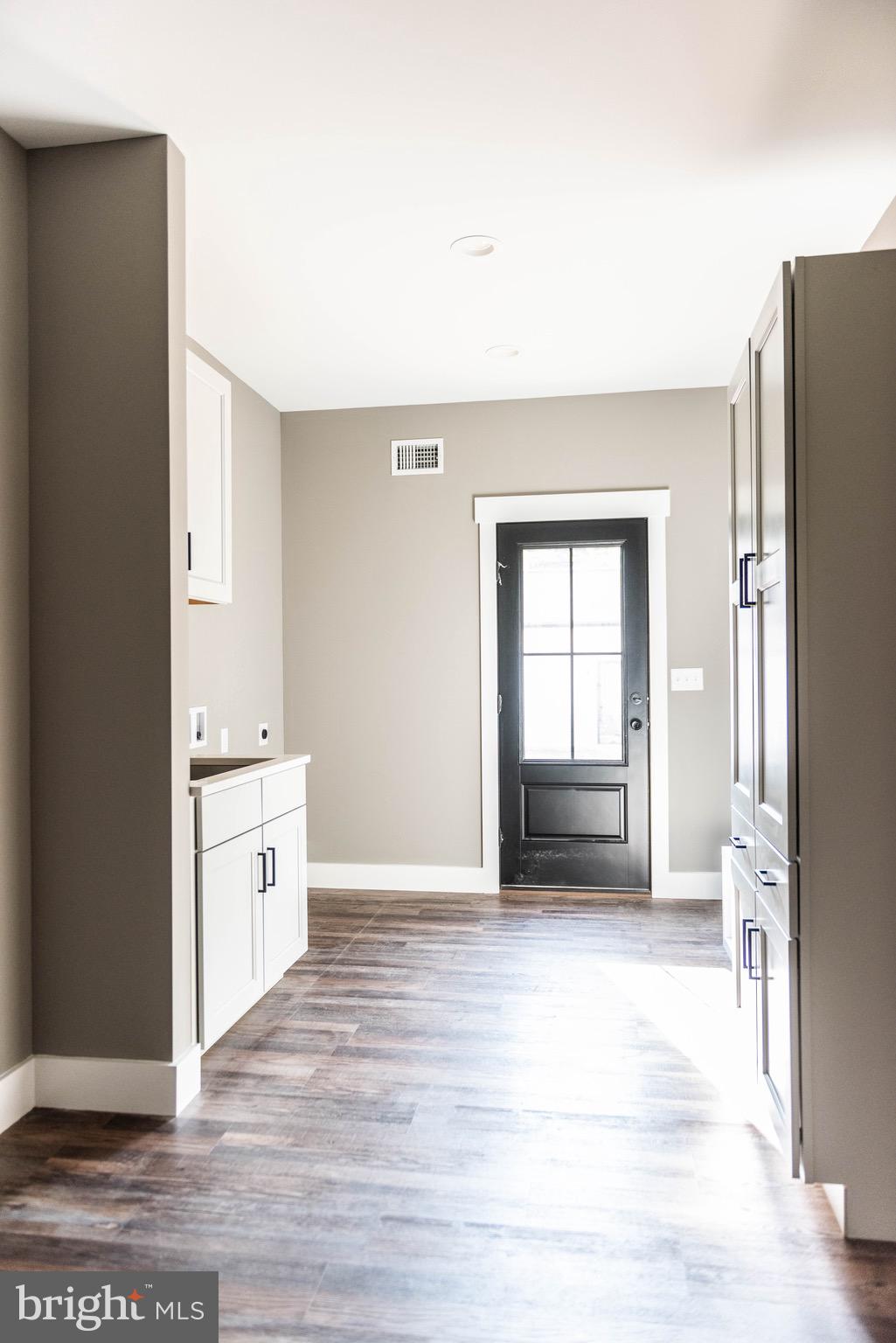 HERSHEY VILLAGE - Residential