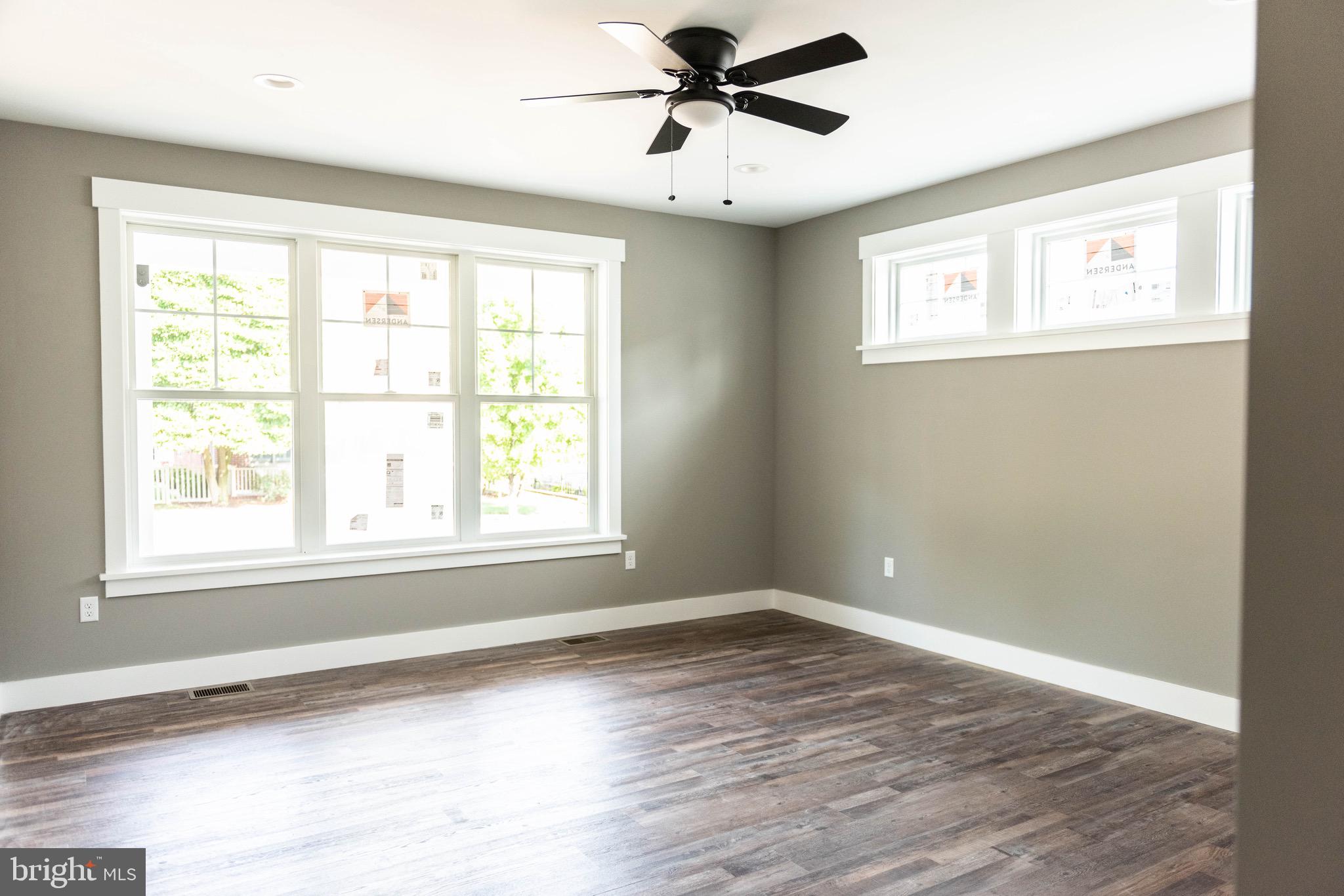 HERSHEY VILLAGE - Residential