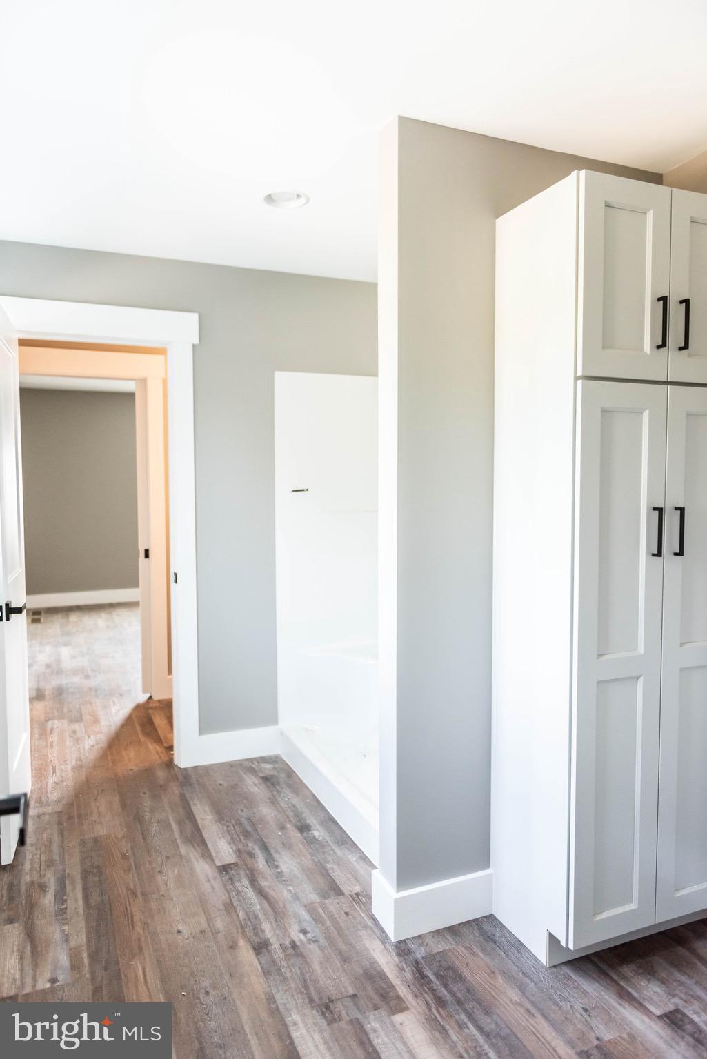 HERSHEY VILLAGE - Residential