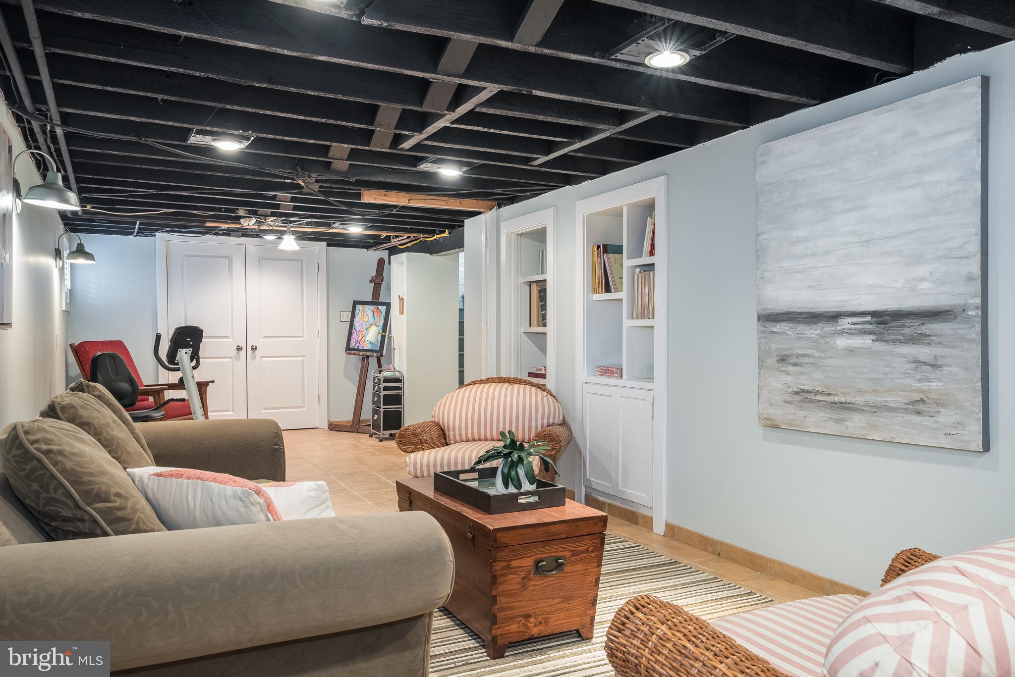 EASTPORT - Residential