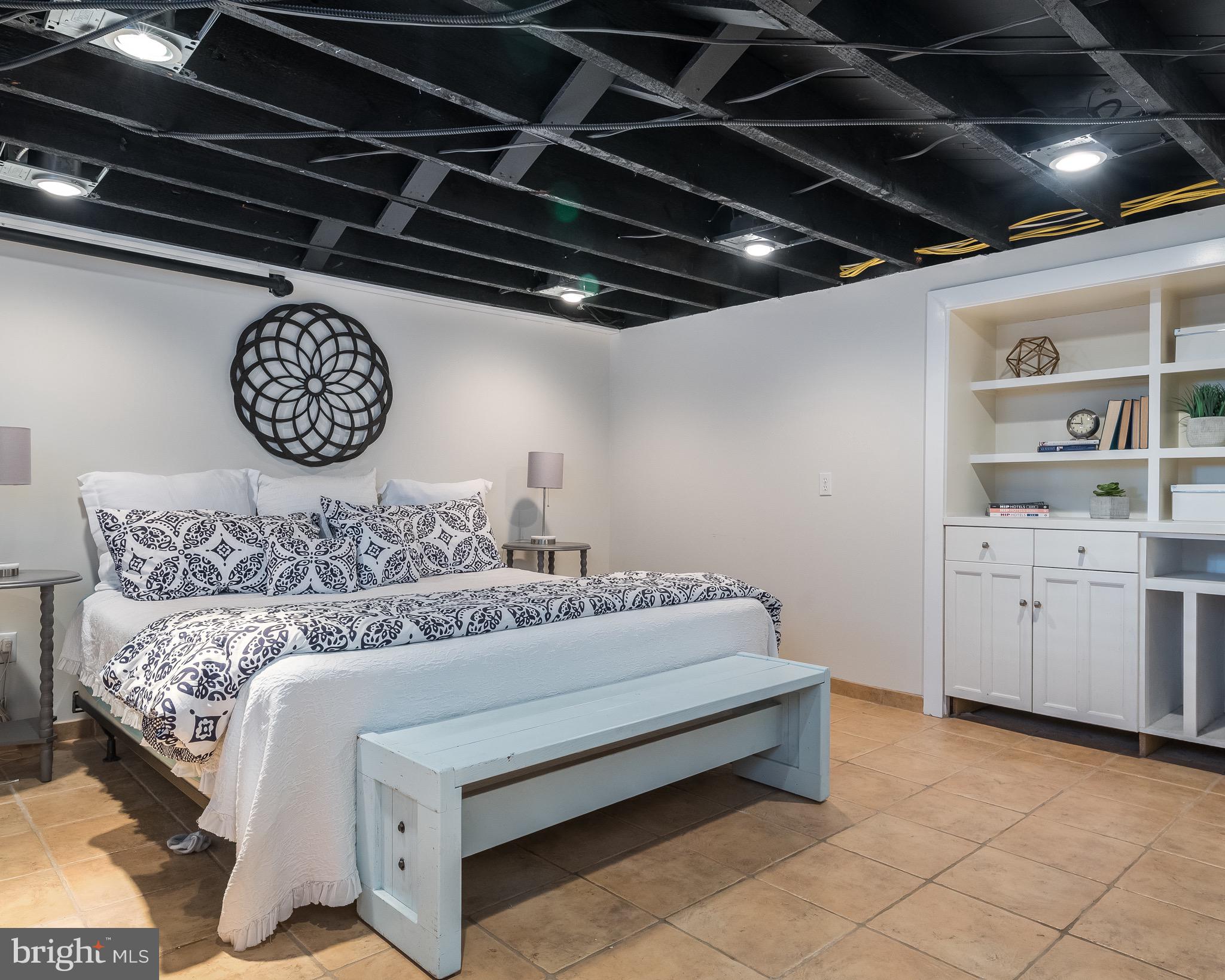 EASTPORT - Residential