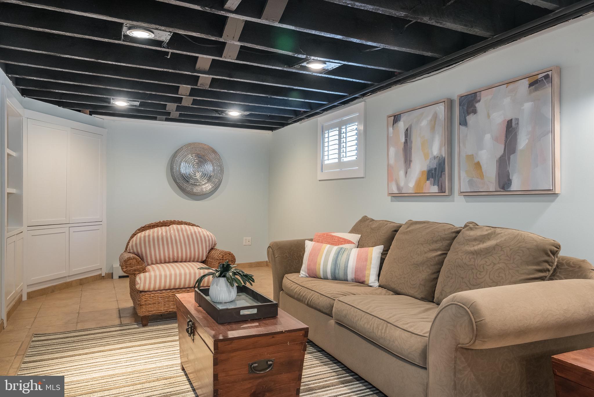 EASTPORT - Residential