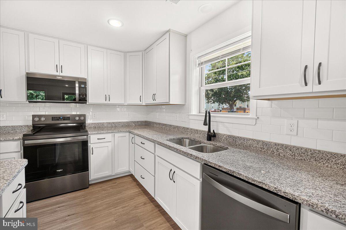 15 GRAINFIELD COURT