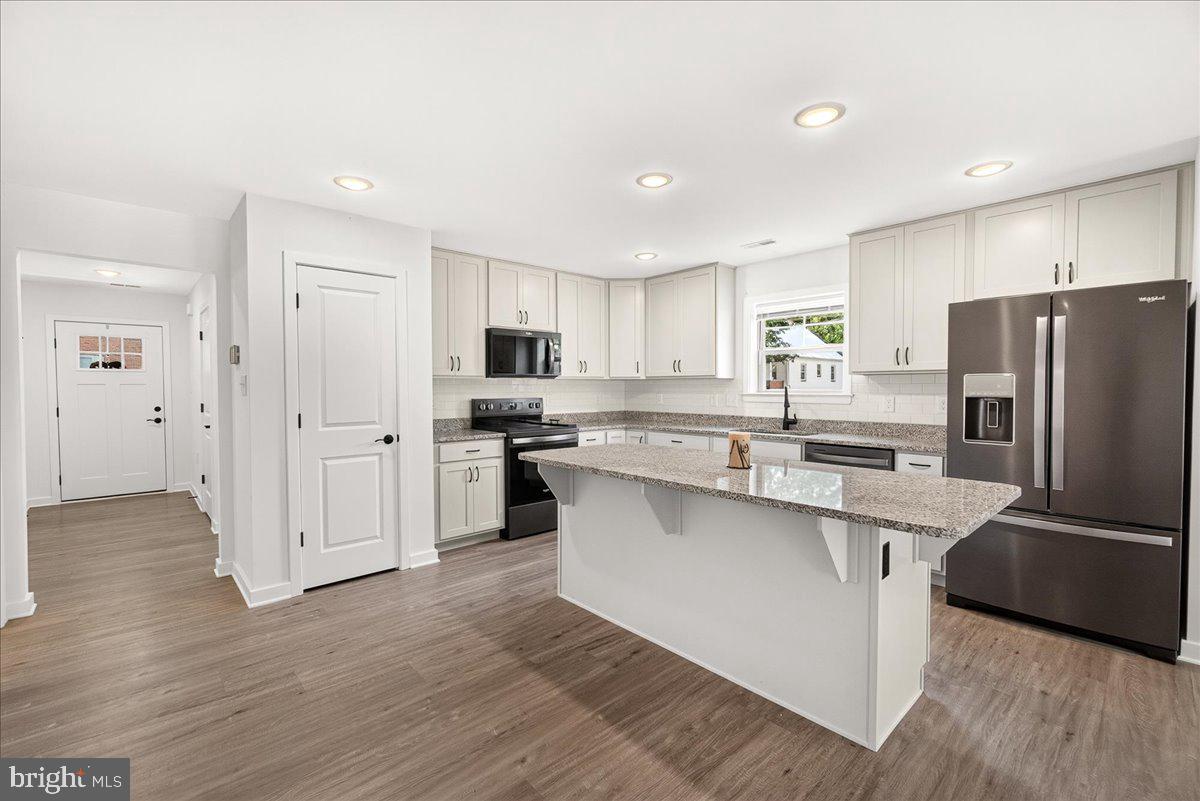 15 GRAINFIELD COURT