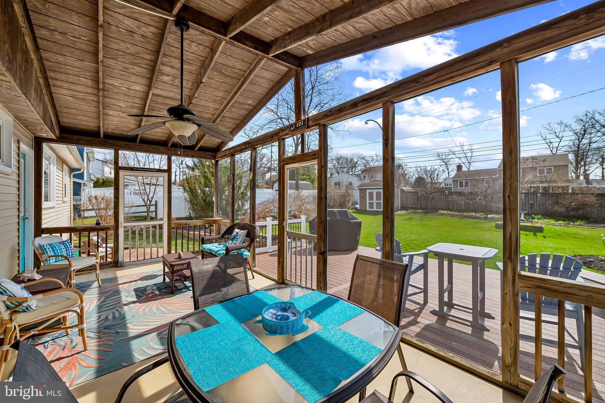 YORK MANOR - Residential