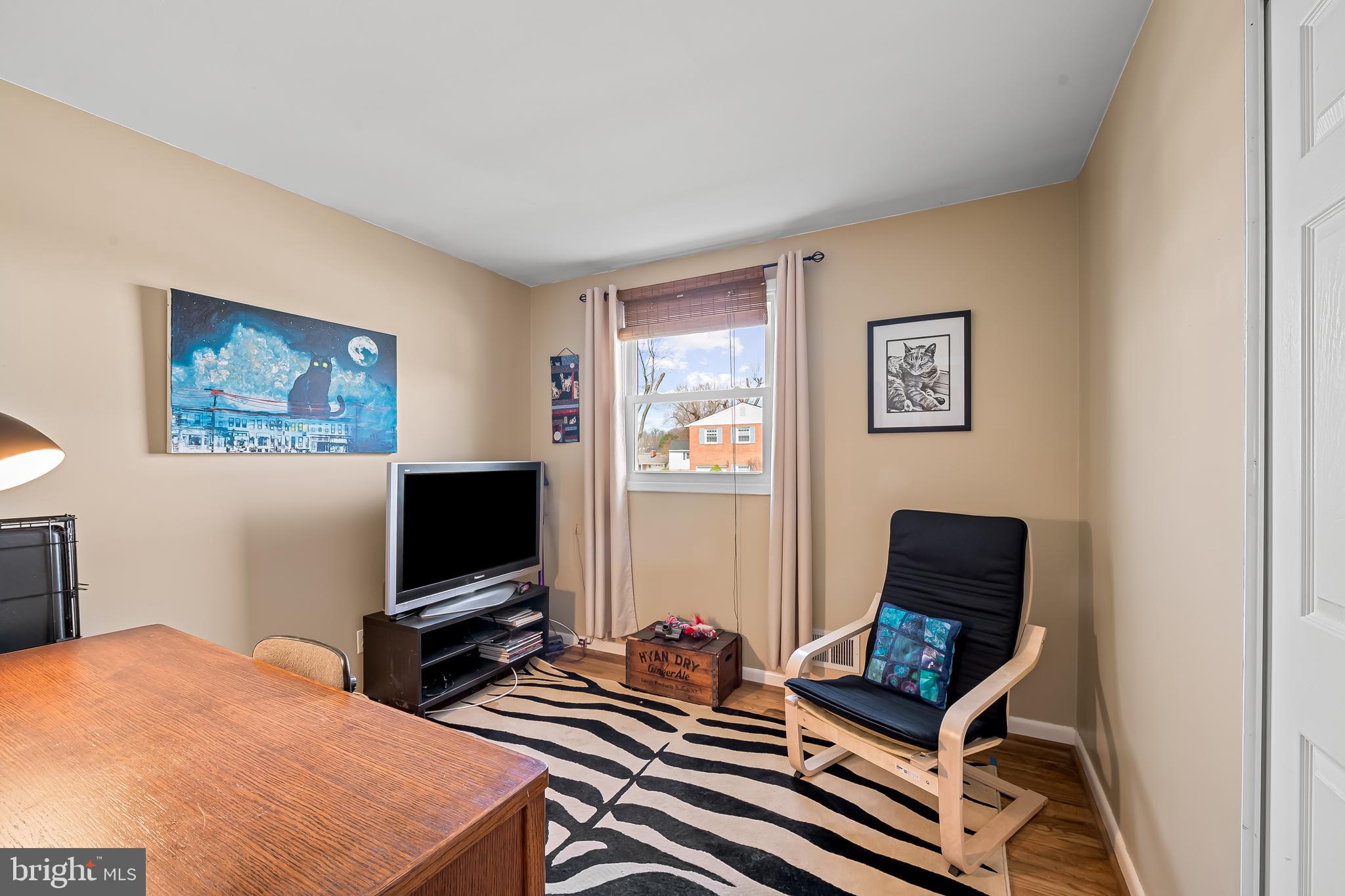 YORK MANOR - Residential