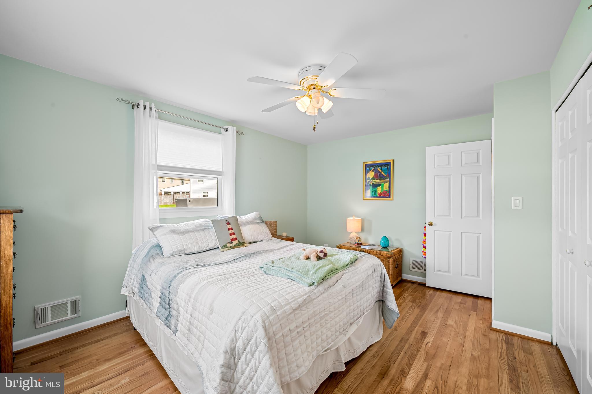 YORK MANOR - Residential