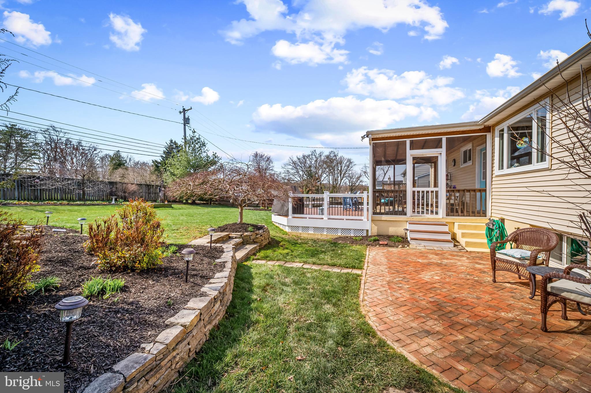 YORK MANOR - Residential