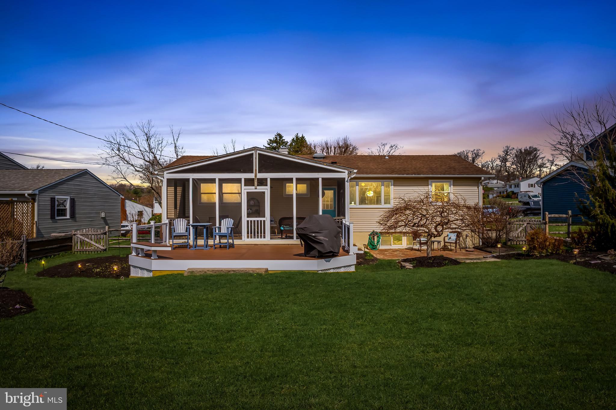 YORK MANOR - Residential