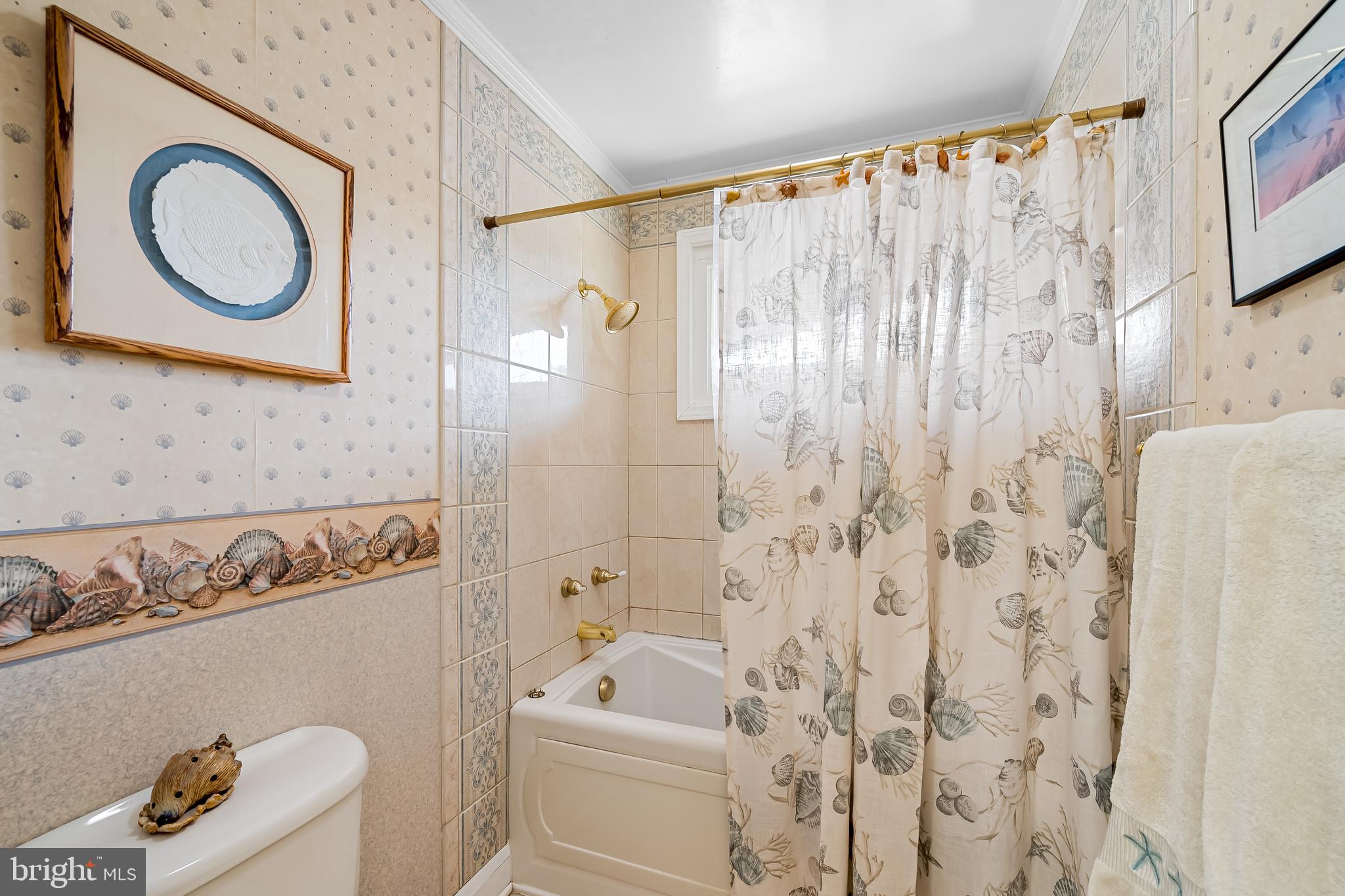 YORK MANOR - Residential