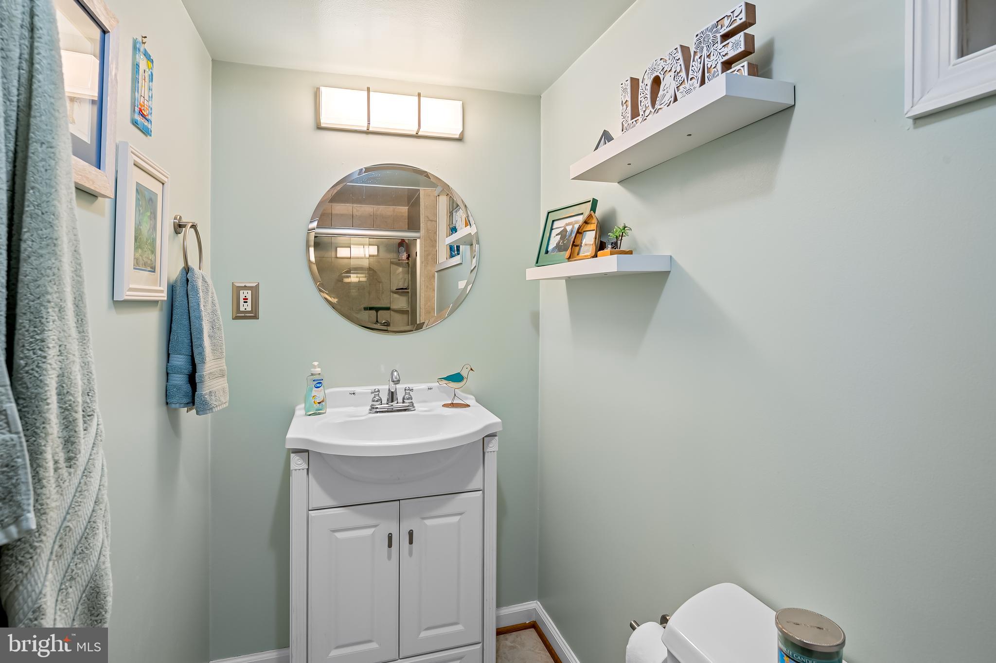 YORK MANOR - Residential