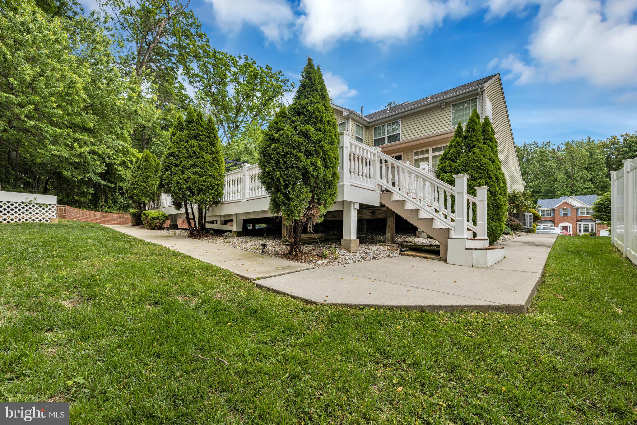 CEDAR LANE FARMS - Residential