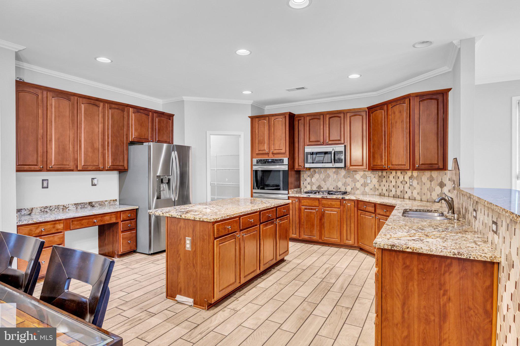 CEDAR LANE FARMS - Residential