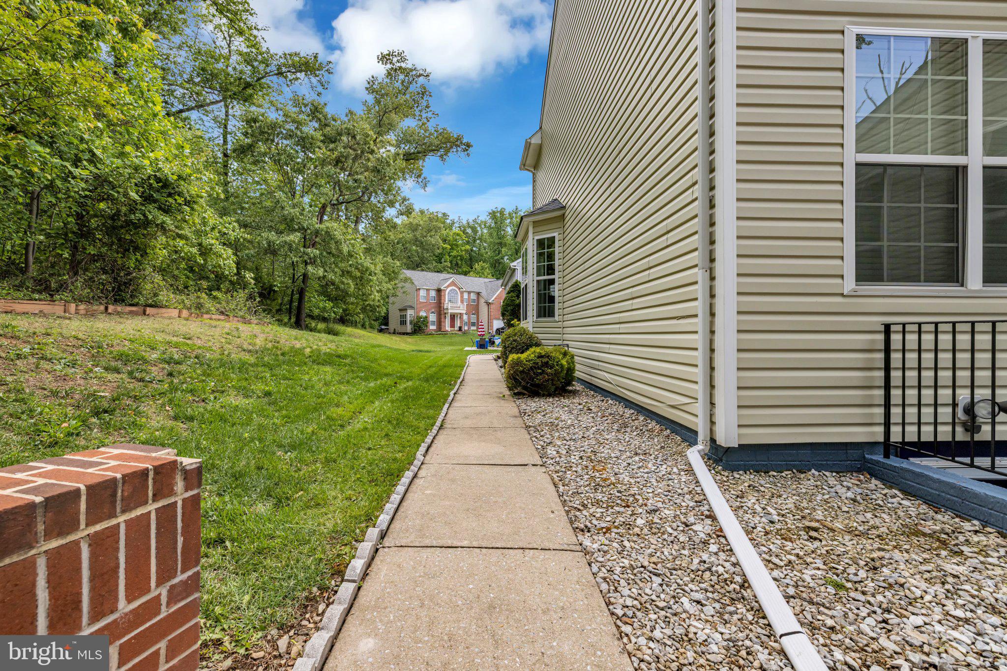 CEDAR LANE FARMS - Residential