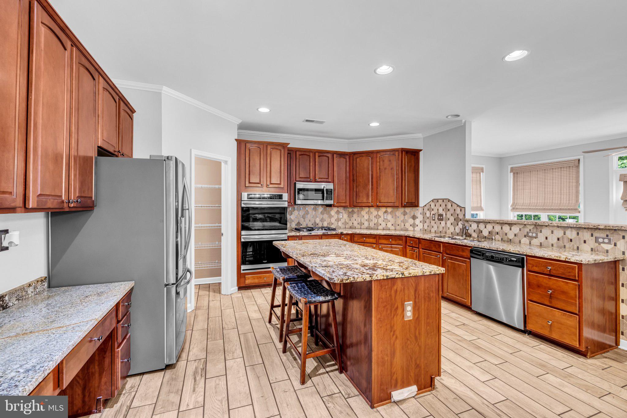 CEDAR LANE FARMS - Residential