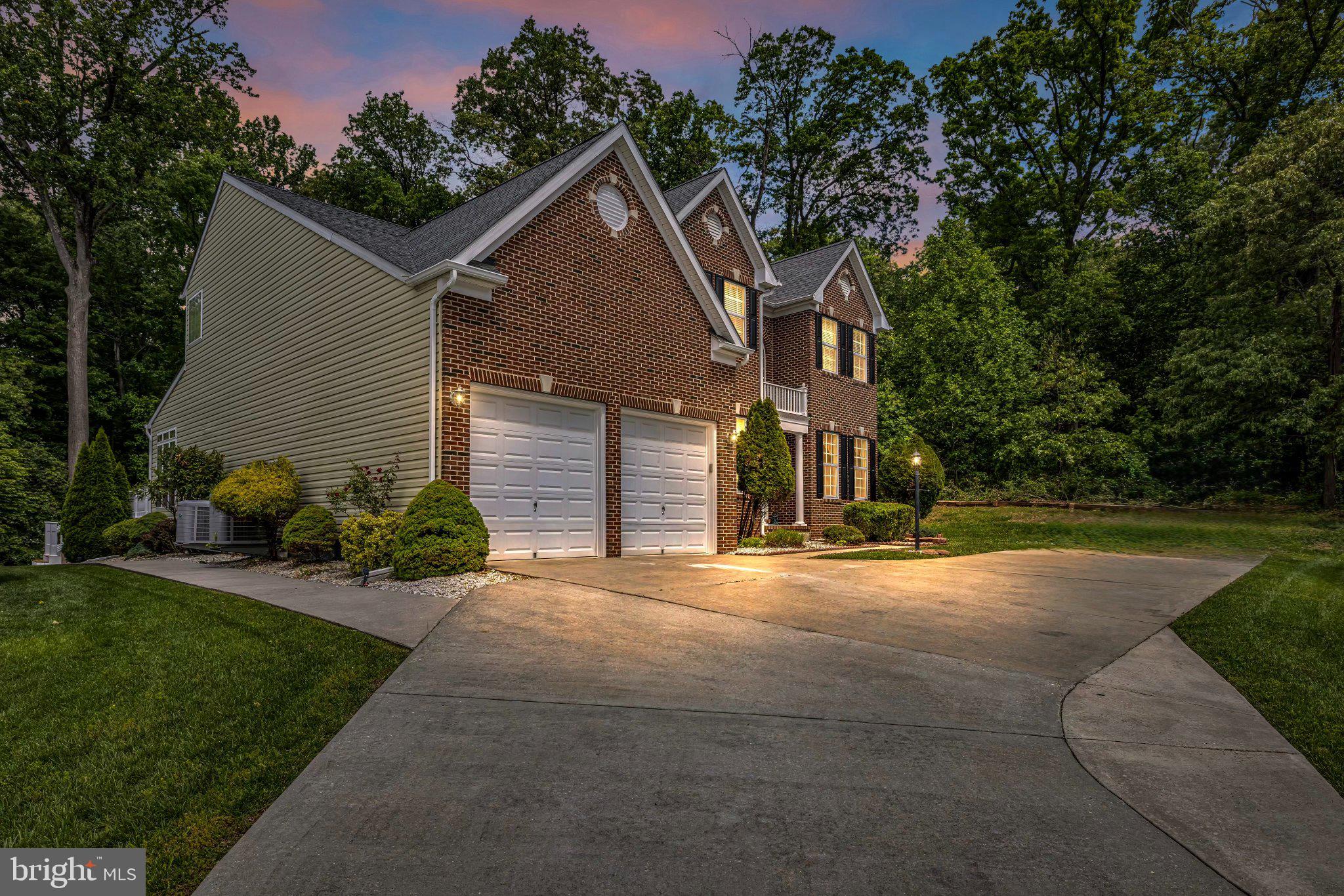 CEDAR LANE FARMS - Residential