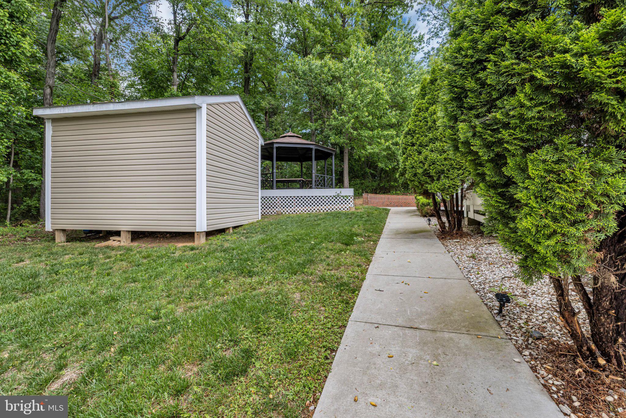 CEDAR LANE FARMS - Residential