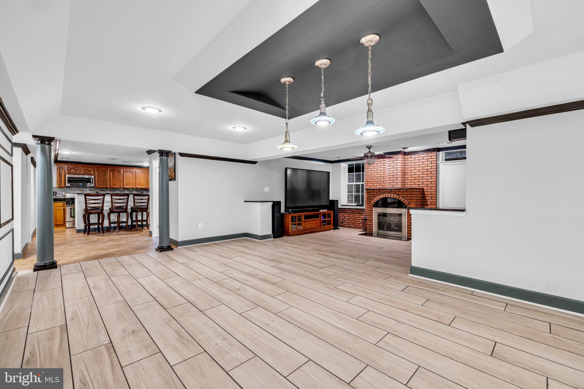 CEDAR LANE FARMS - Residential