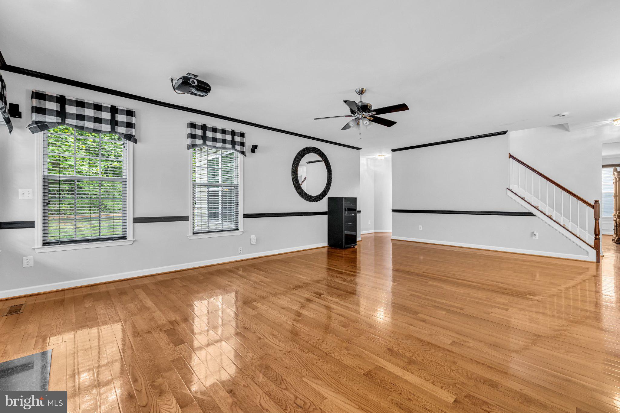 CEDAR LANE FARMS - Residential