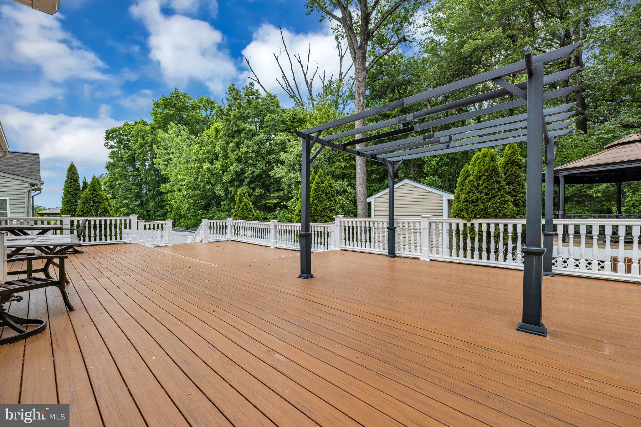 CEDAR LANE FARMS - Residential