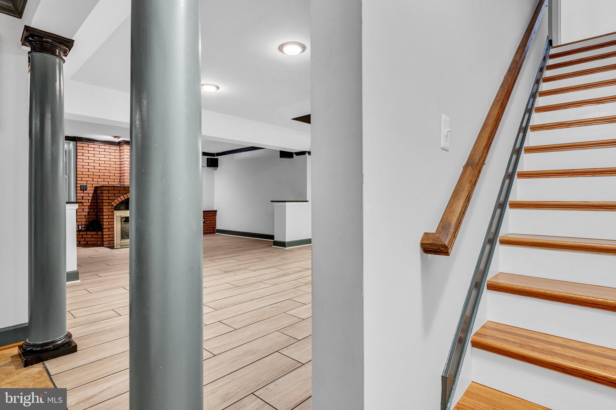 CEDAR LANE FARMS - Residential